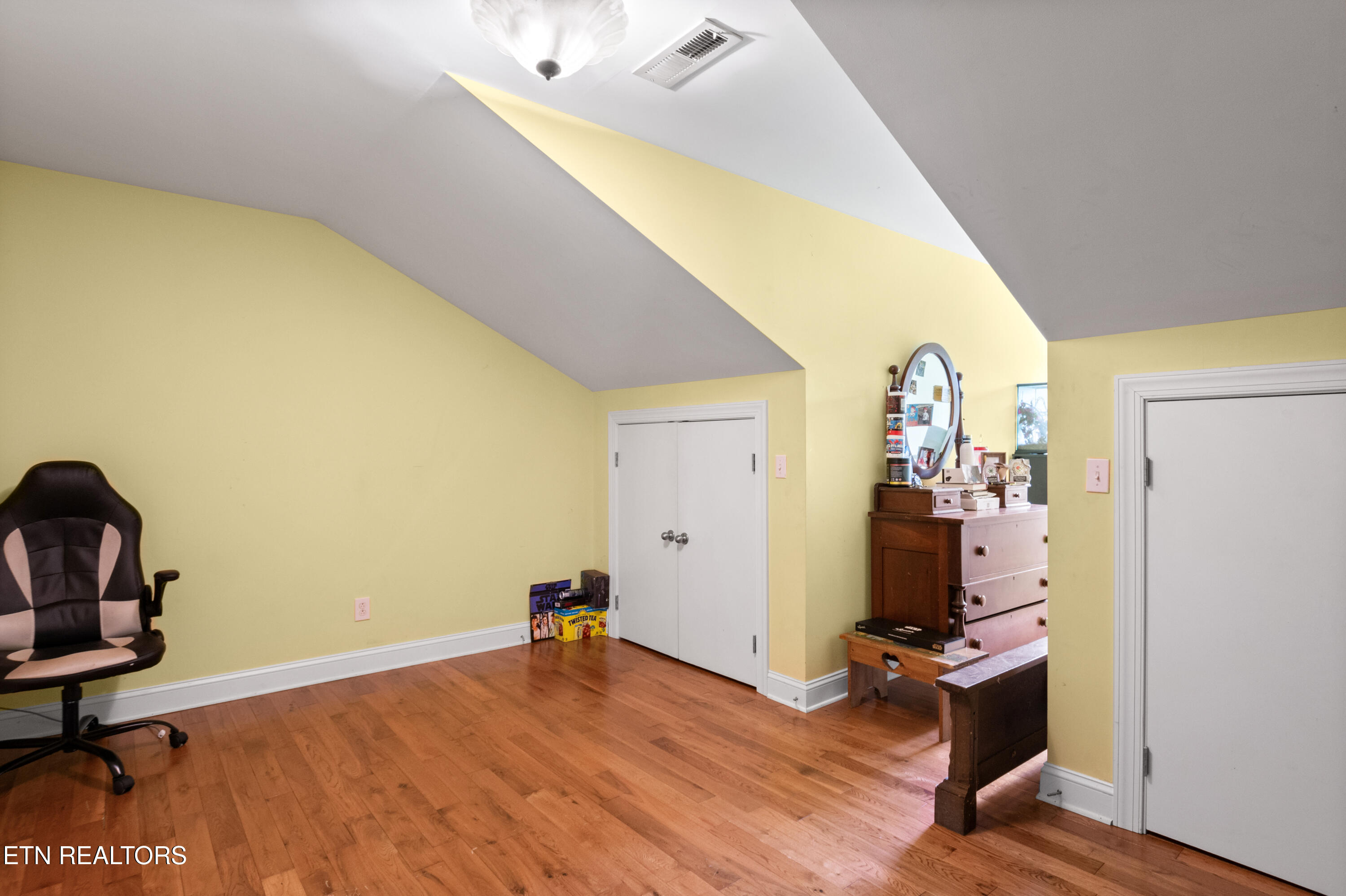 201 Locust Drive, LaFollette