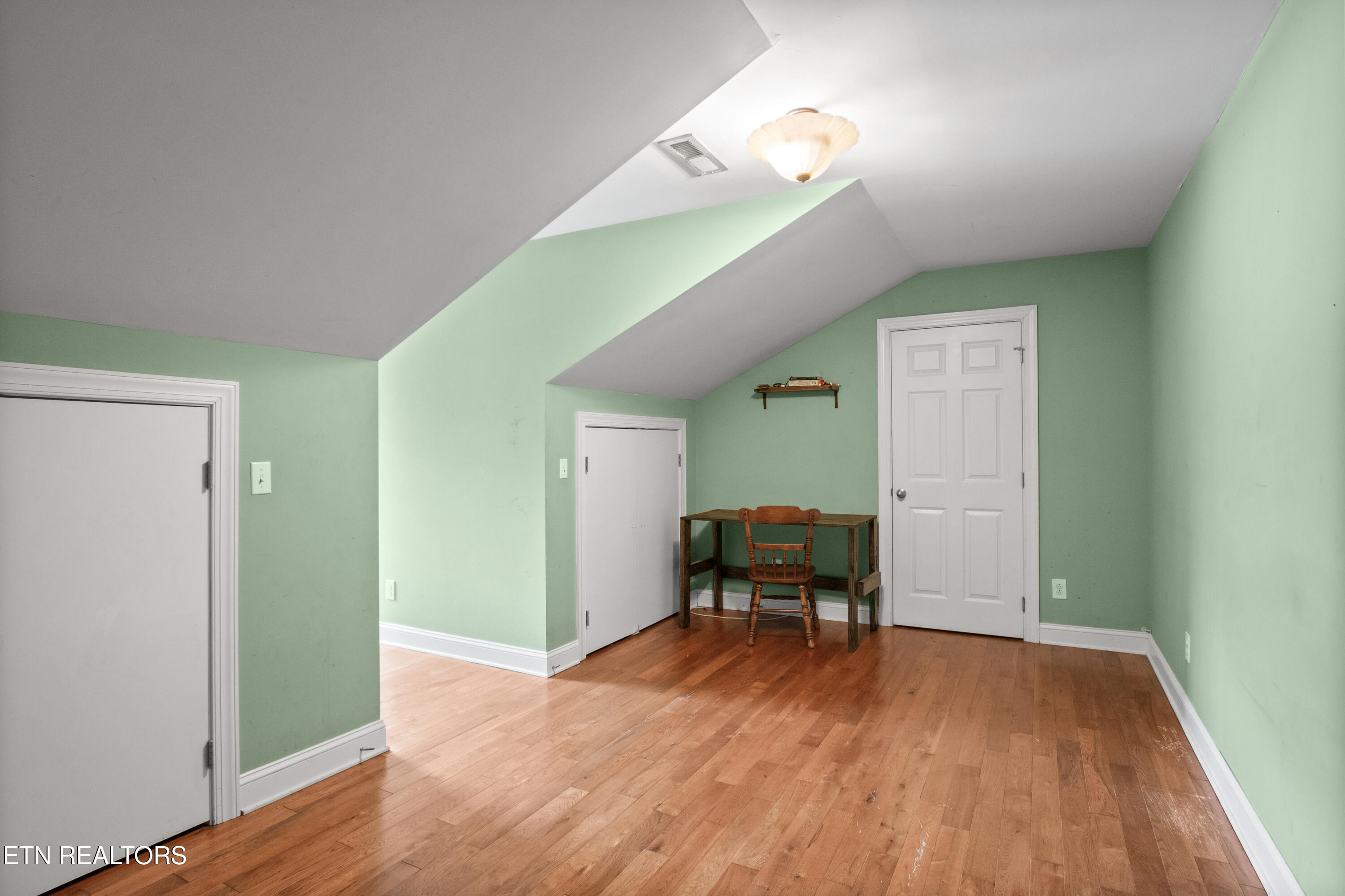 201 Locust Drive, LaFollette