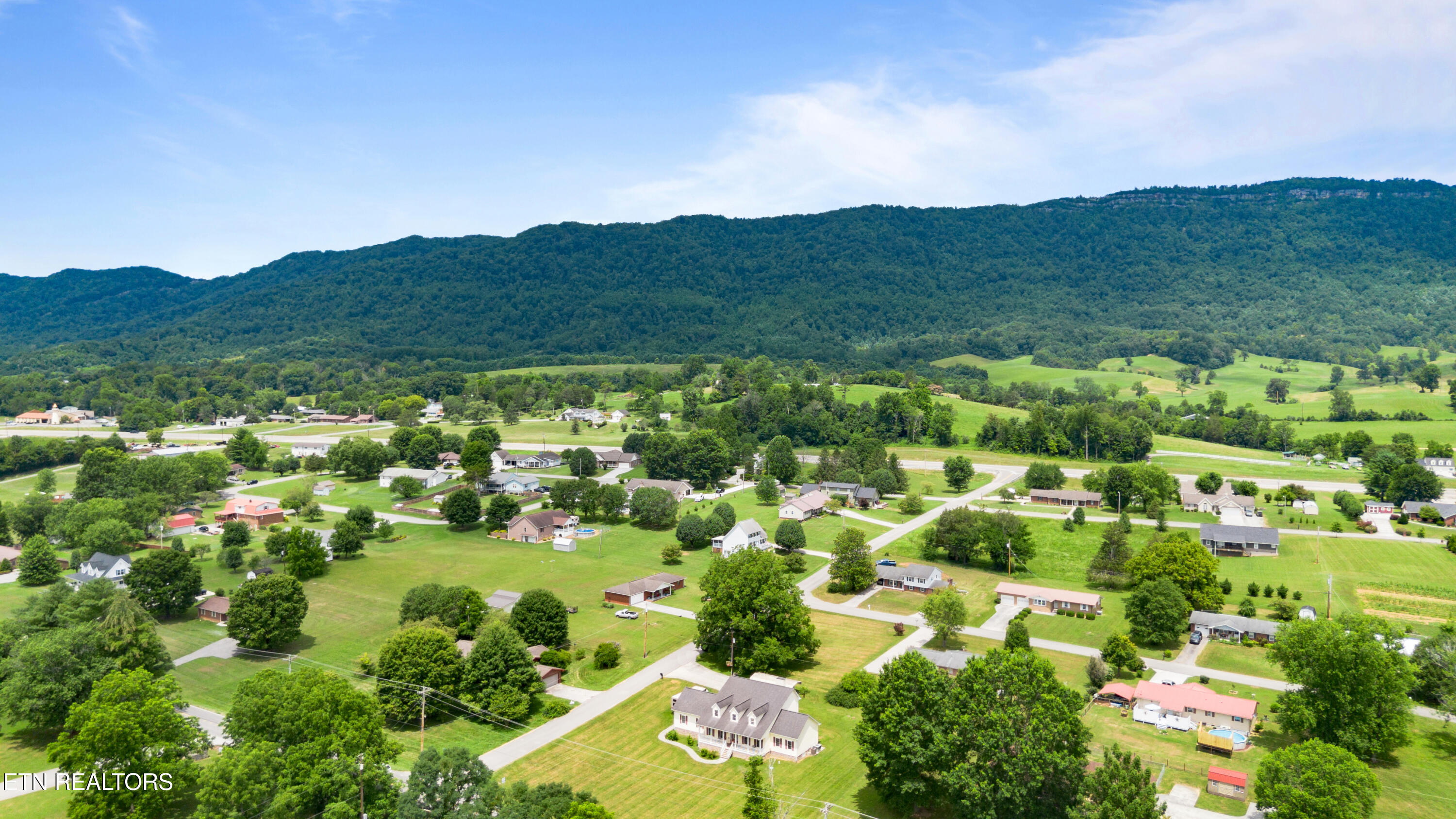 201 Locust Drive, LaFollette