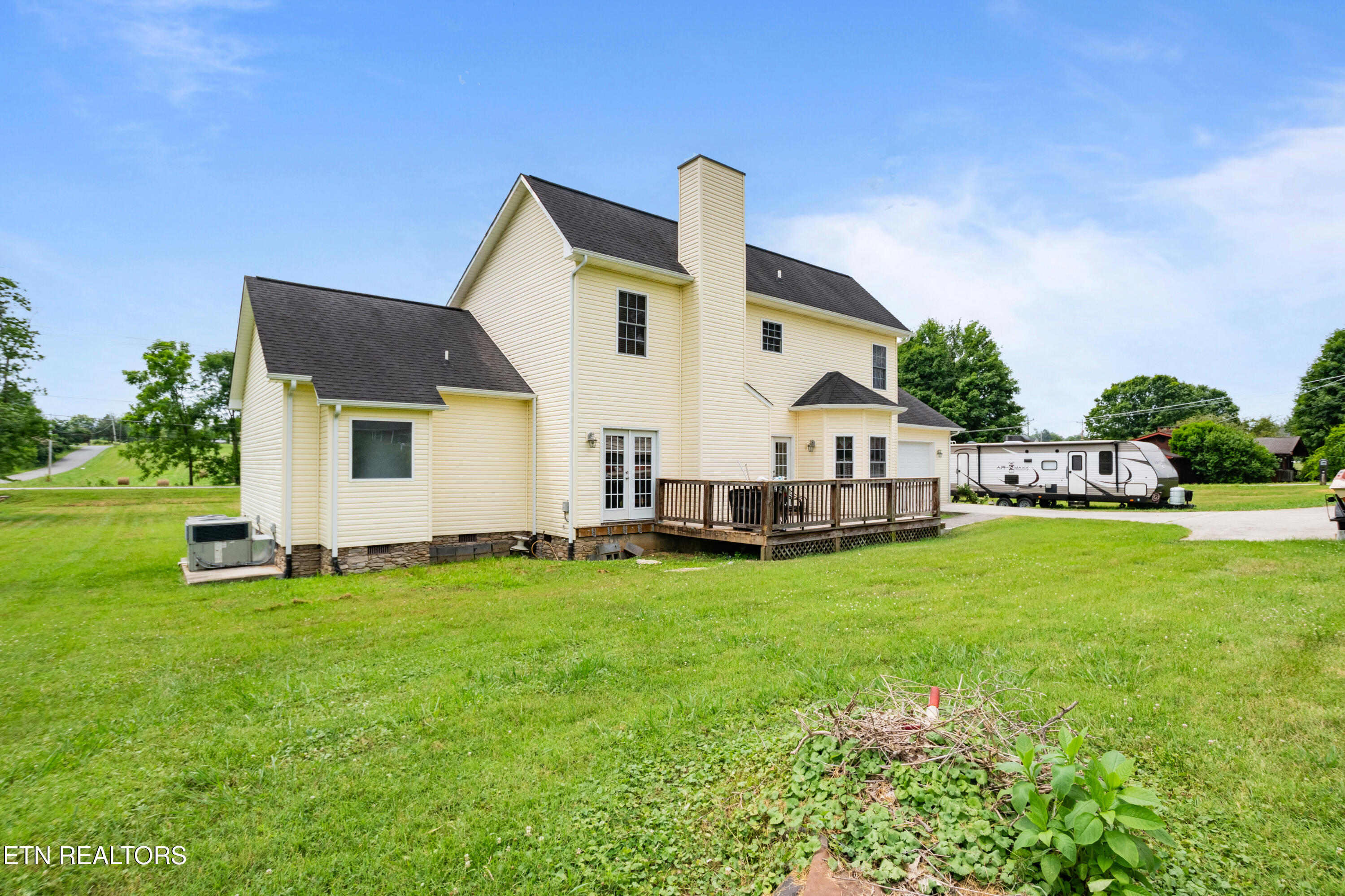 201 Locust Drive, LaFollette