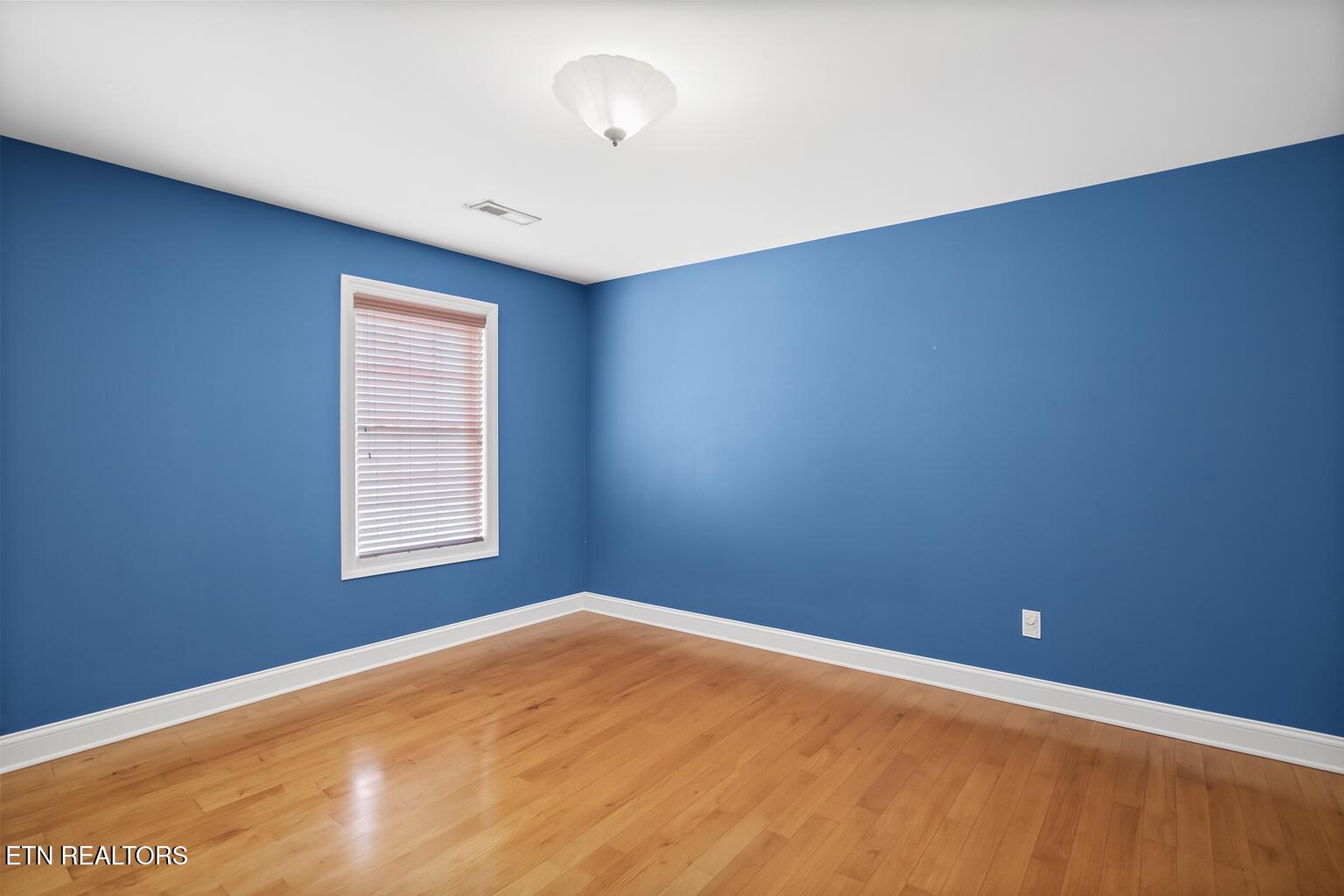 201 Locust Drive, LaFollette