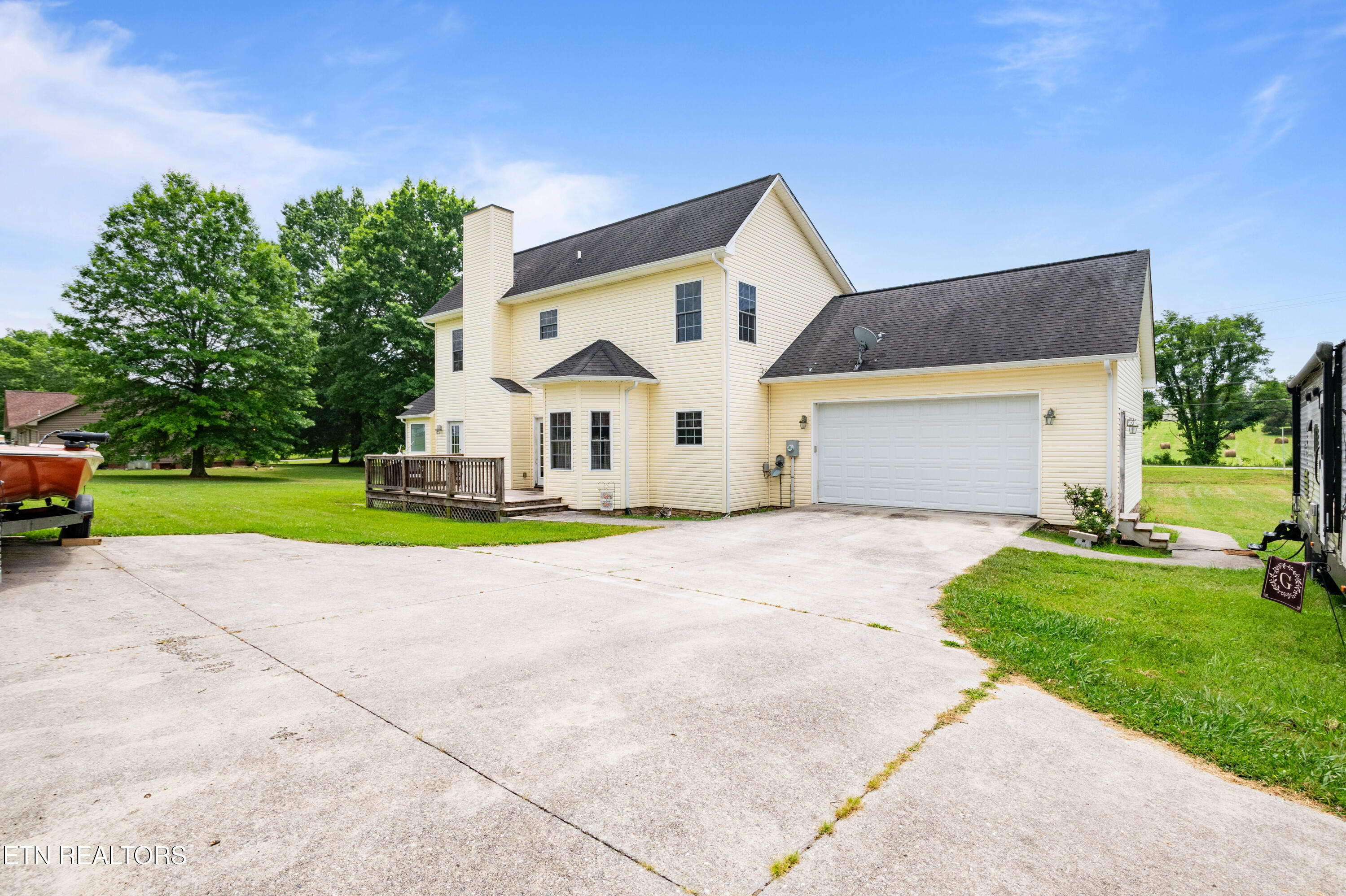 201 Locust Drive, LaFollette