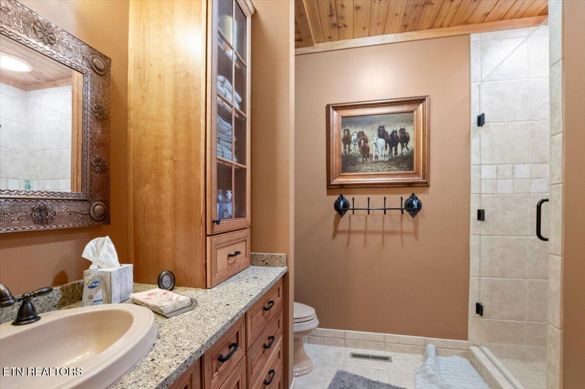 311 Deerwood Lane, LaFollette