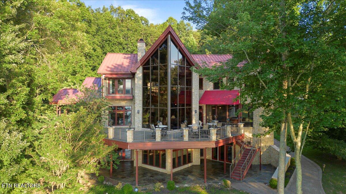 311 Deerwood Lane, LaFollette