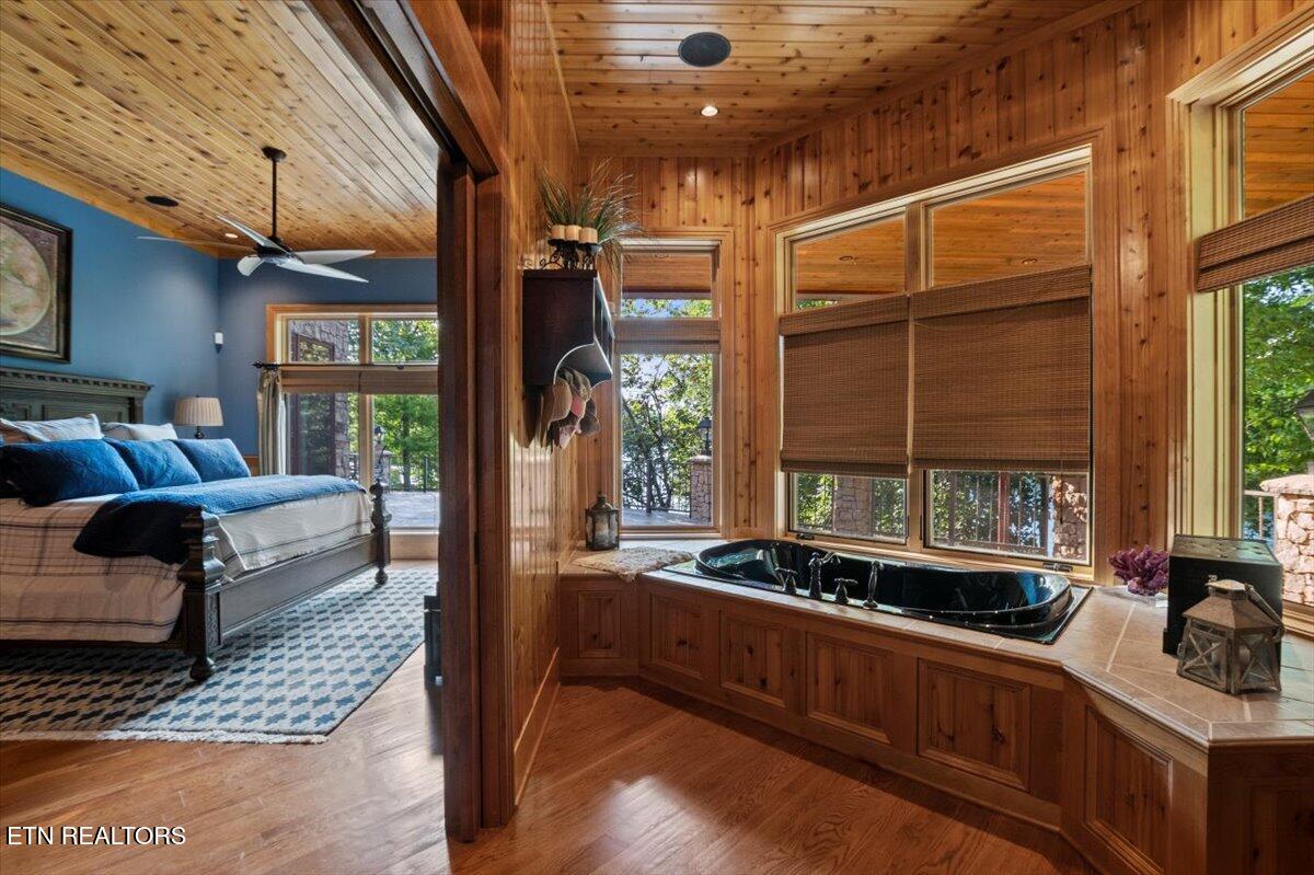 311 Deerwood Lane, LaFollette