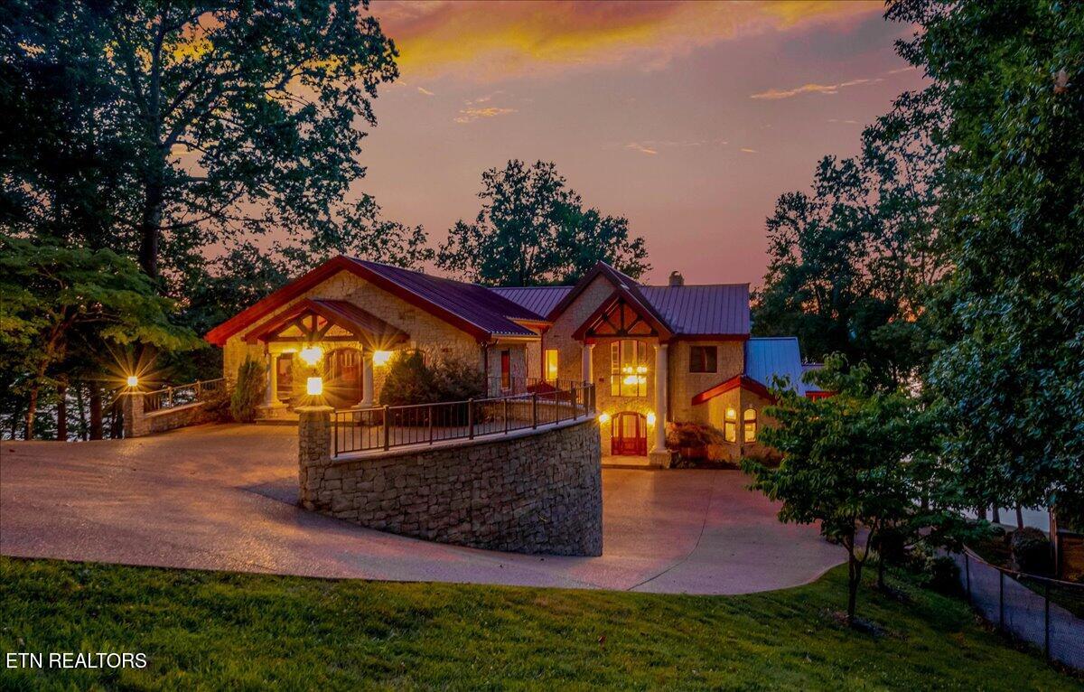 311 Deerwood Lane, LaFollette