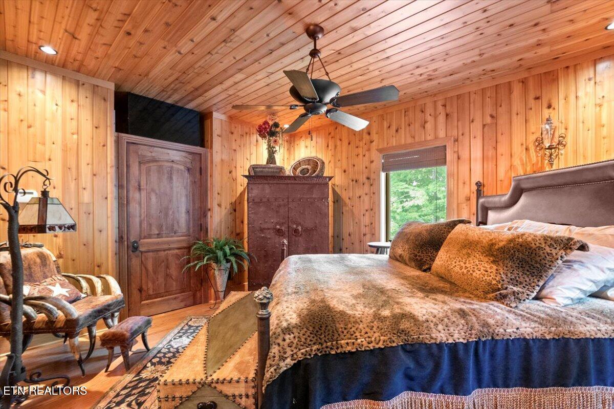 311 Deerwood Lane, LaFollette