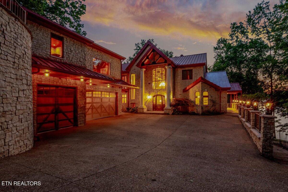 311 Deerwood Lane, LaFollette