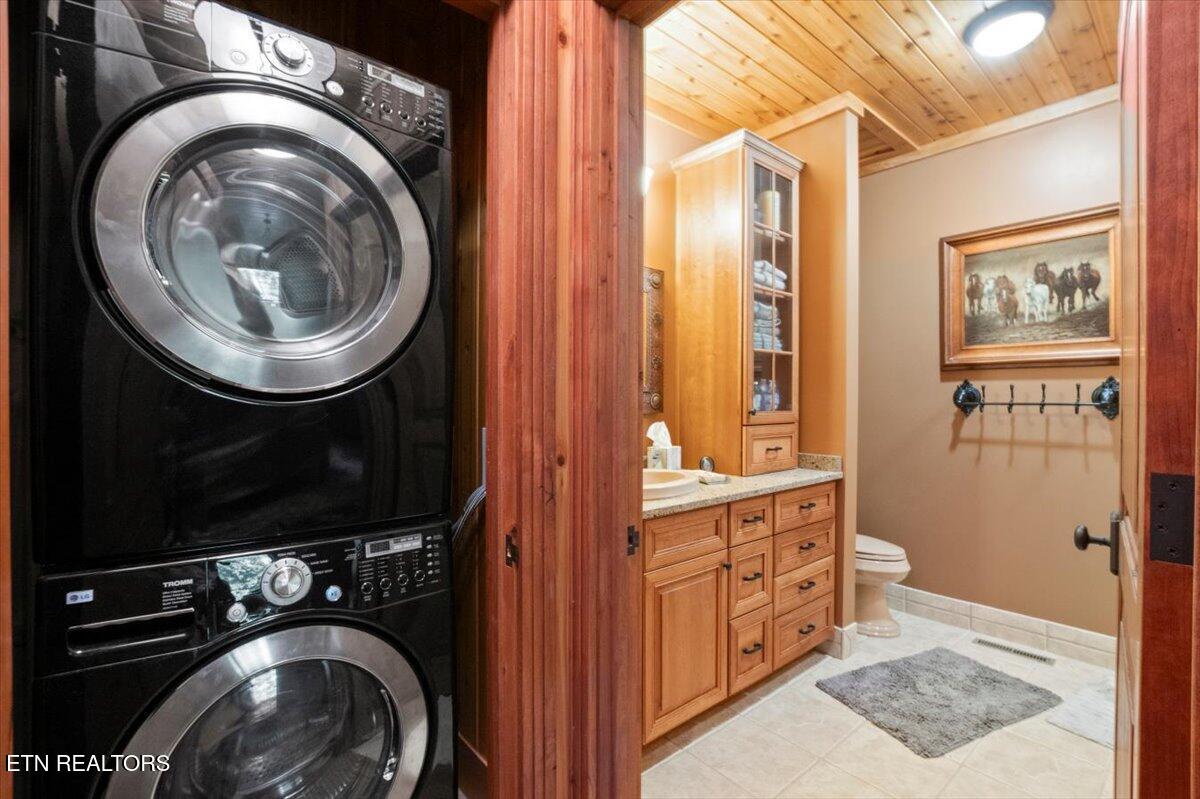 311 Deerwood Lane, LaFollette