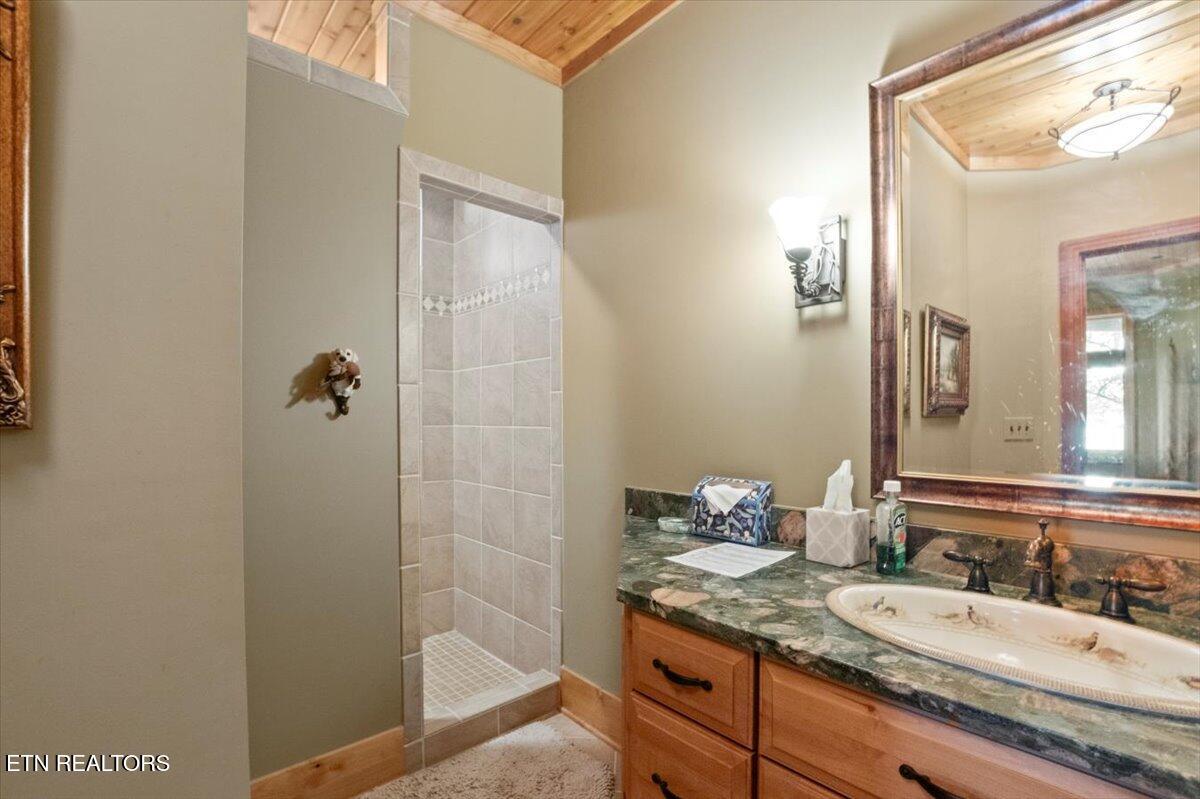 311 Deerwood Lane, LaFollette