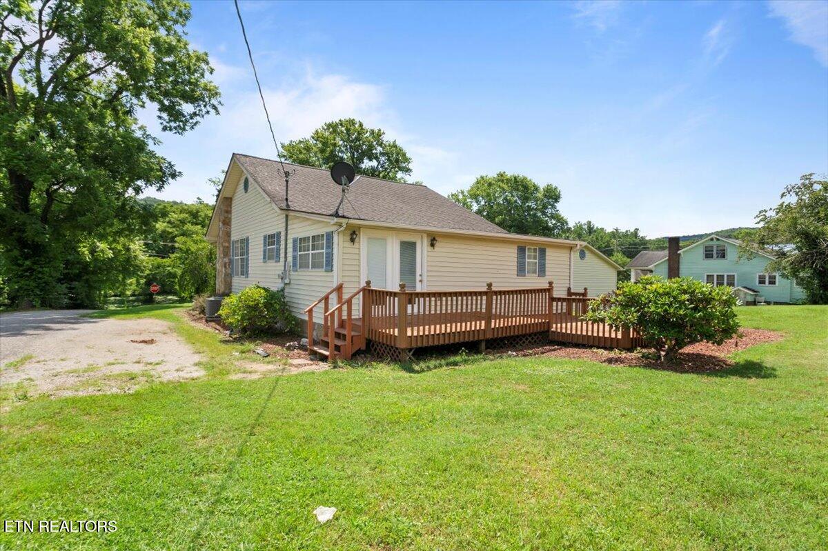 232 Lake Lane Lane
