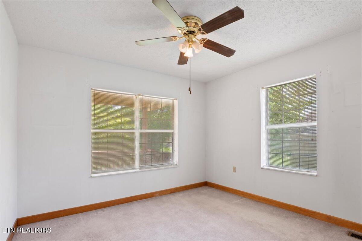 232 Lake Lane Lane