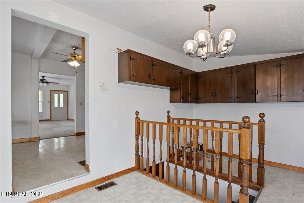 232 Lake Lane Lane