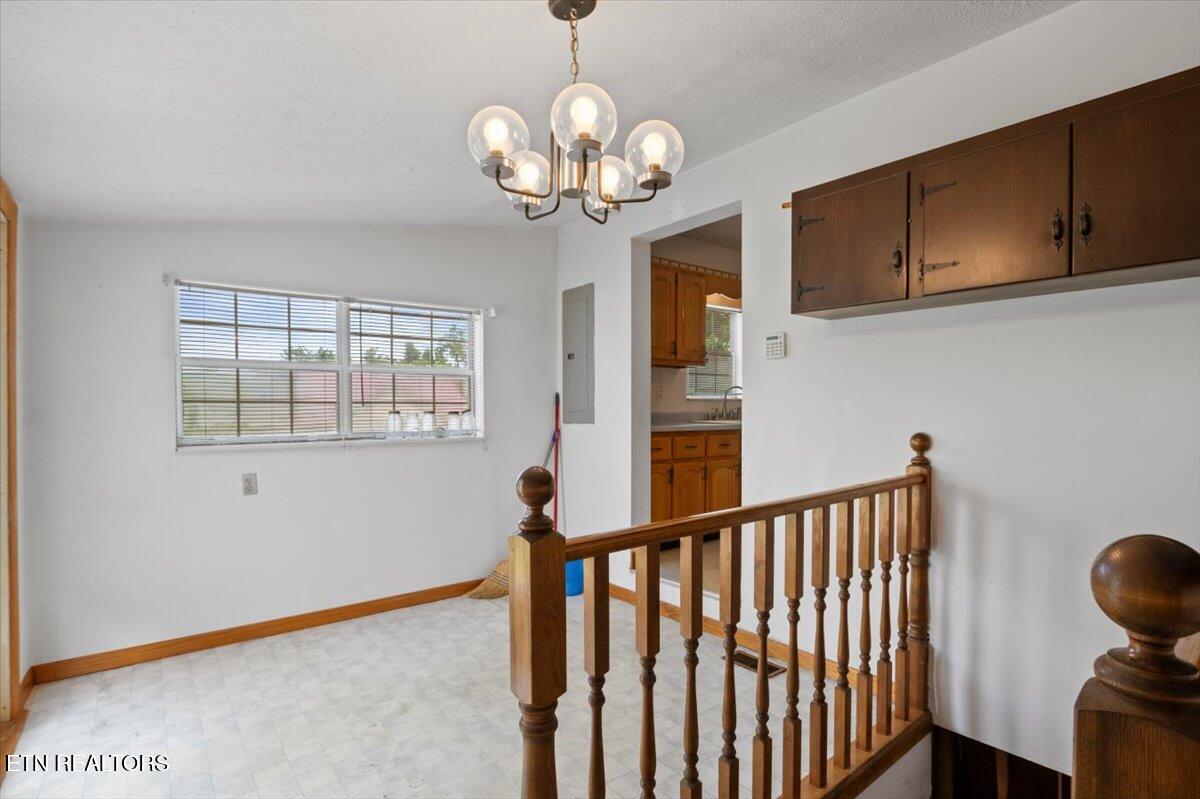 232 Lake Lane Lane