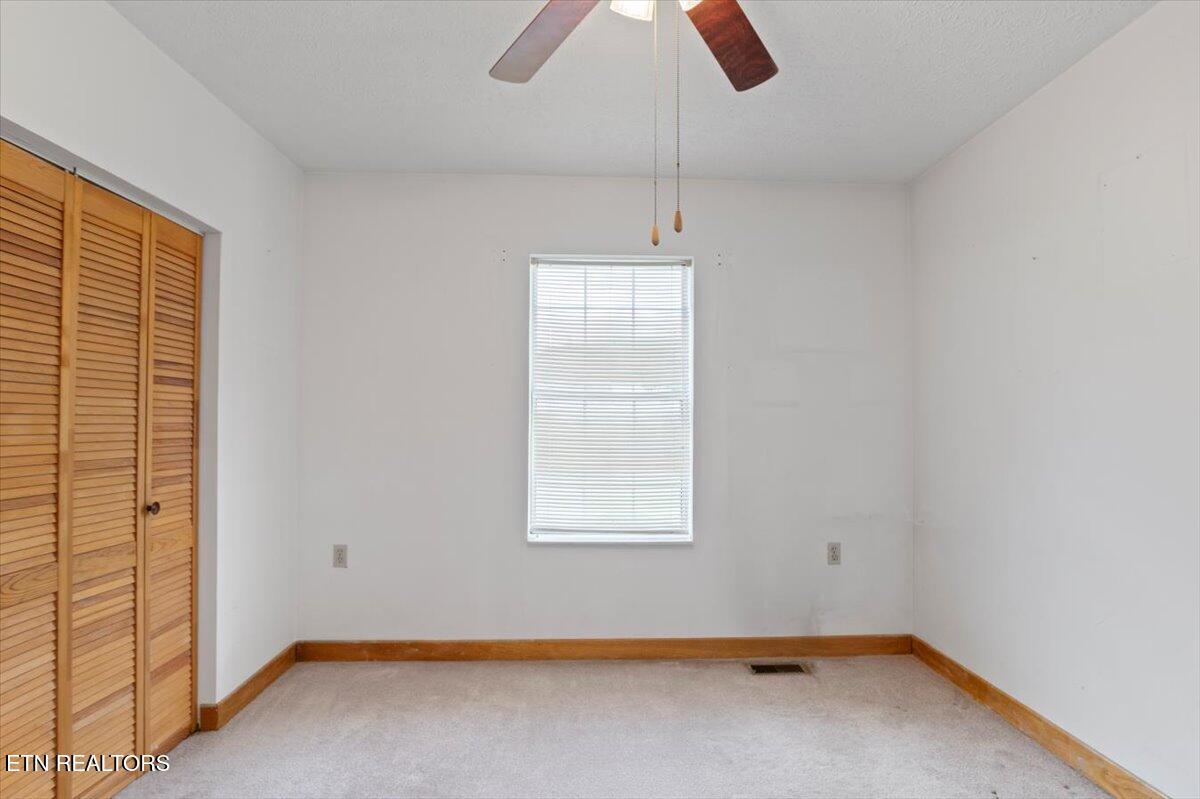 232 Lake Lane Lane