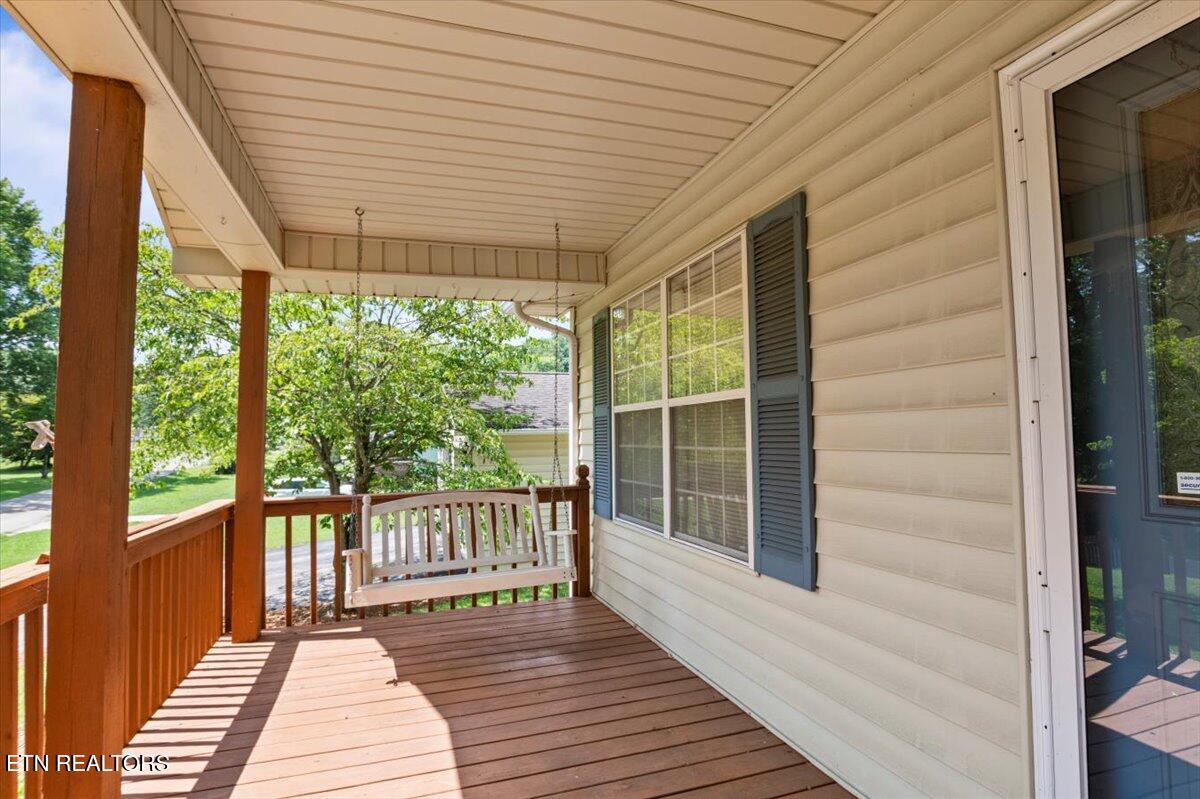 232 Lake Lane Lane