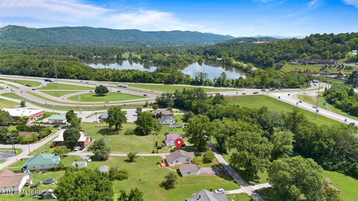 232 Lake Lane Lane
