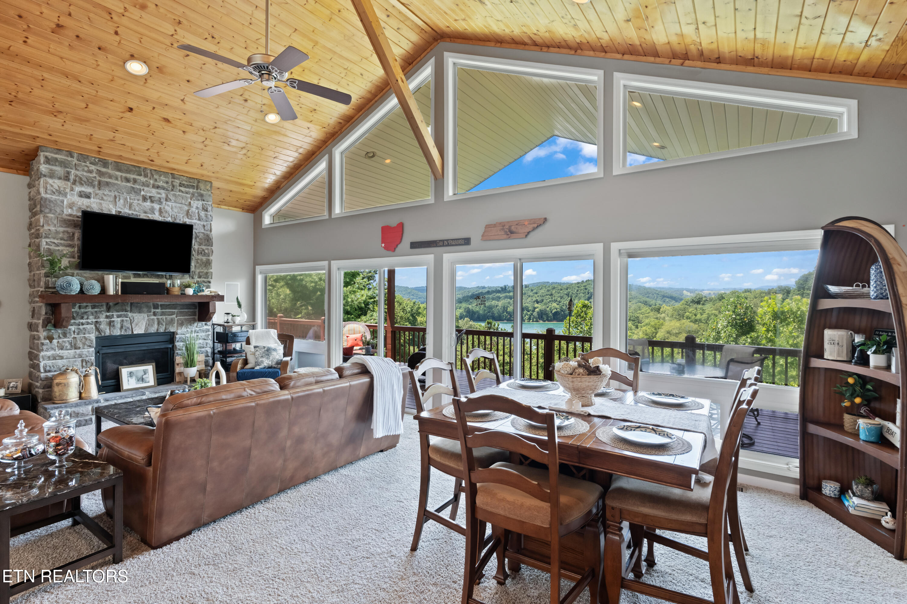 1470 Deerfield Way, LaFollette