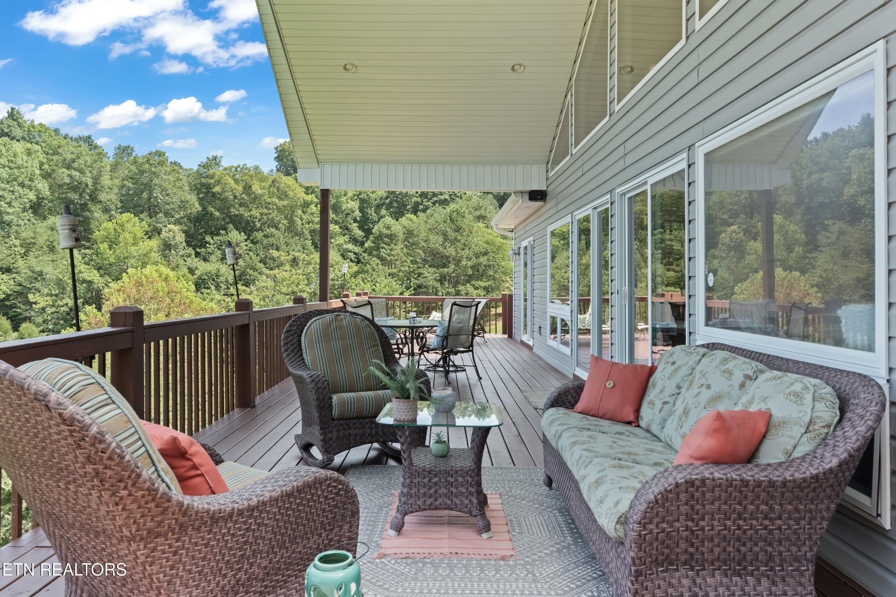 1470 Deerfield Way, LaFollette