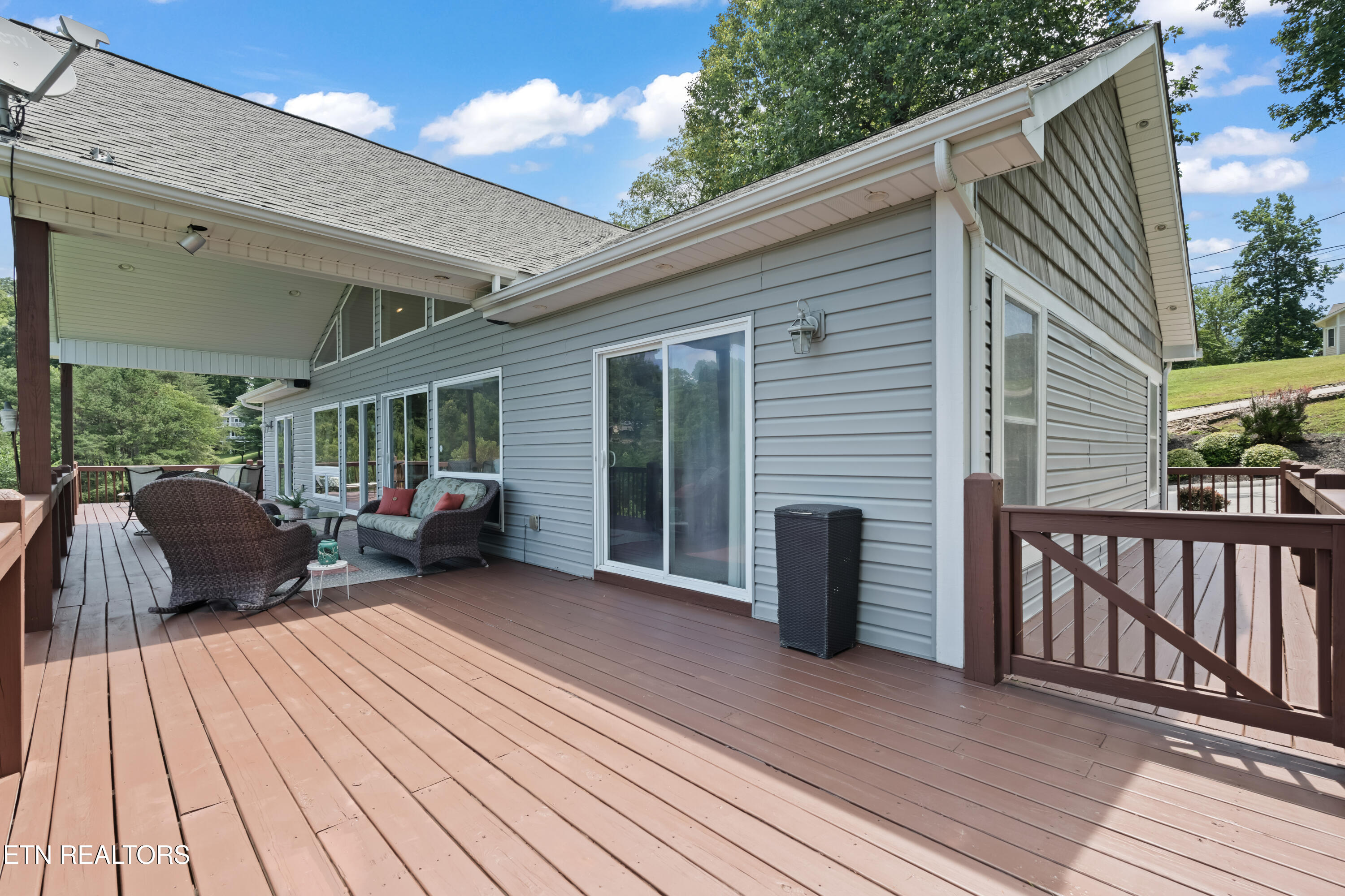 1470 Deerfield Way, LaFollette