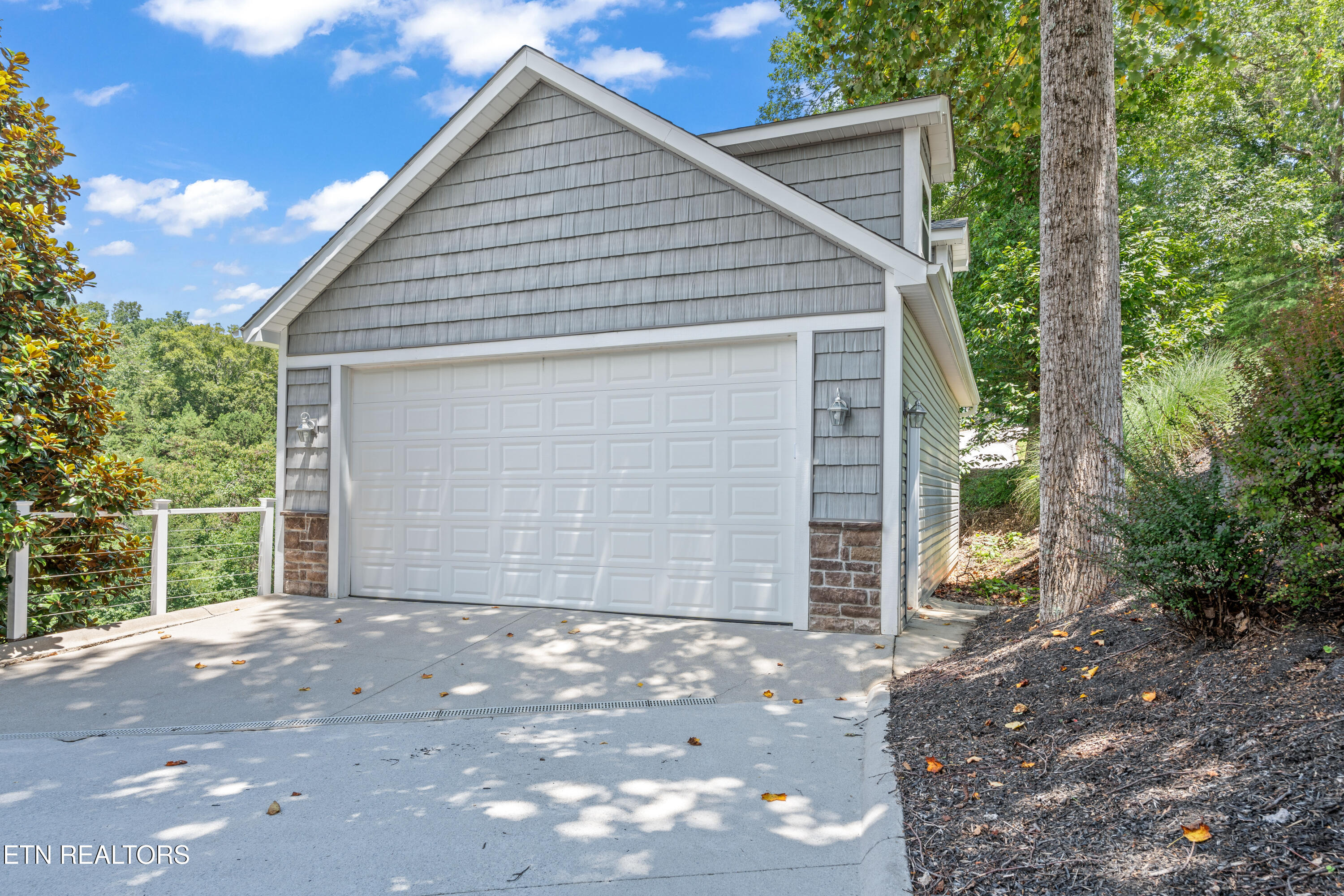 1470 Deerfield Way, LaFollette