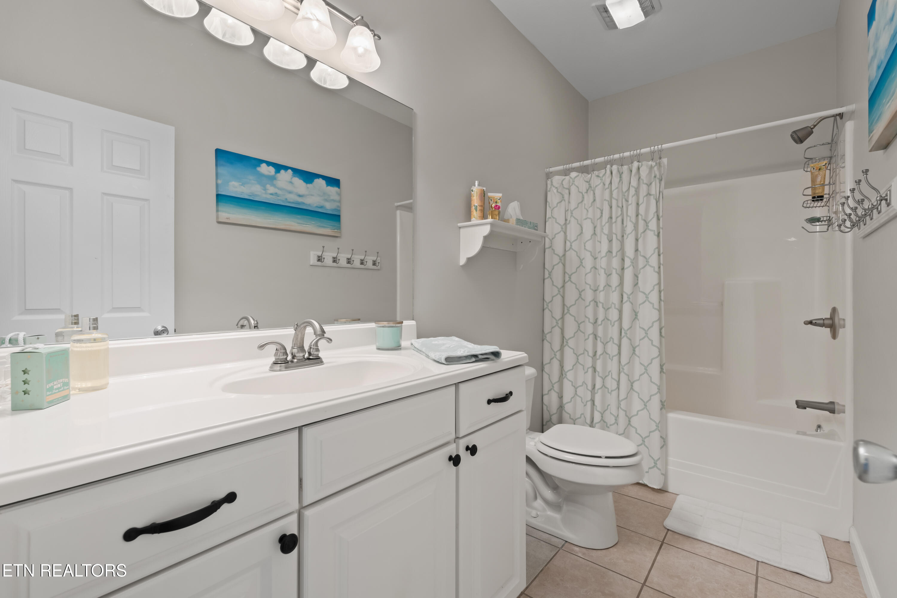 1470 Deerfield Way, LaFollette