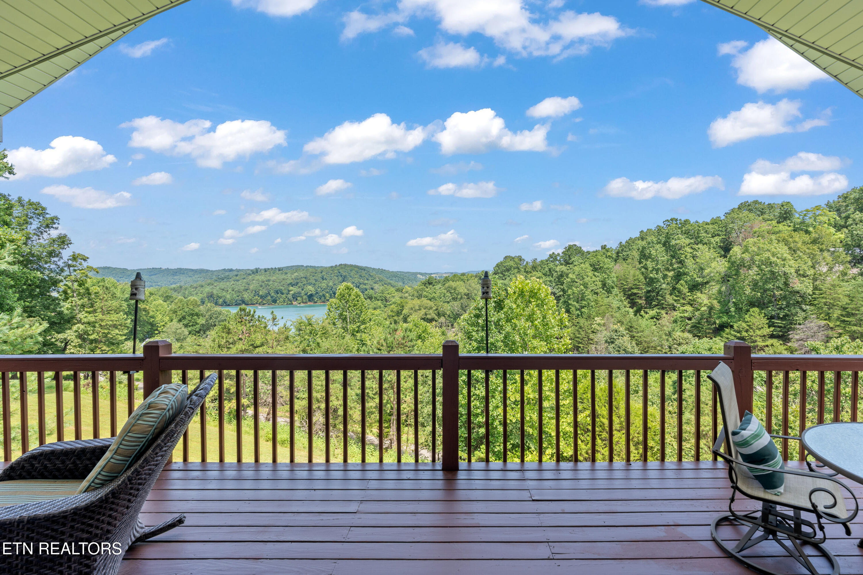 1470 Deerfield Way, LaFollette