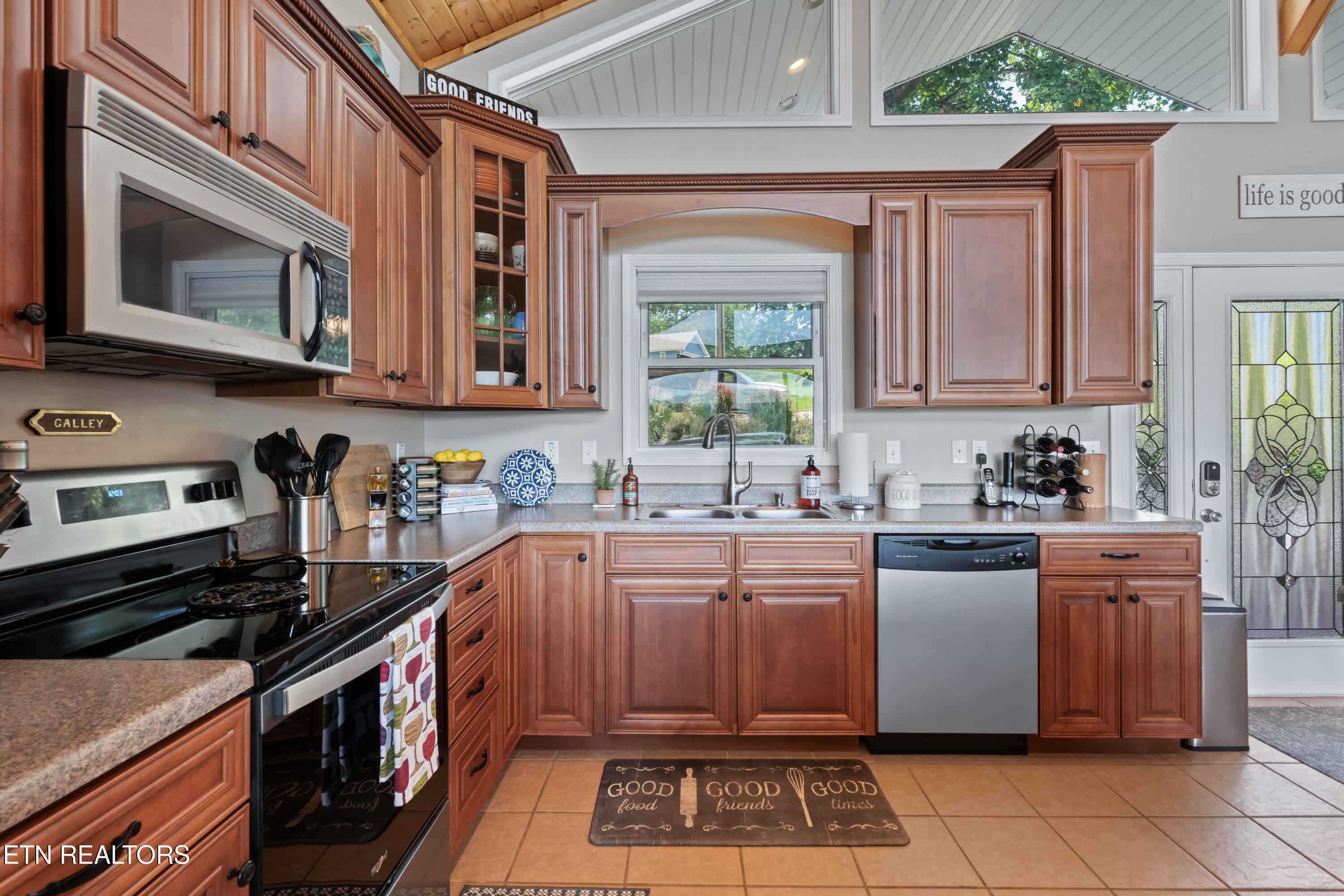 1470 Deerfield Way, LaFollette