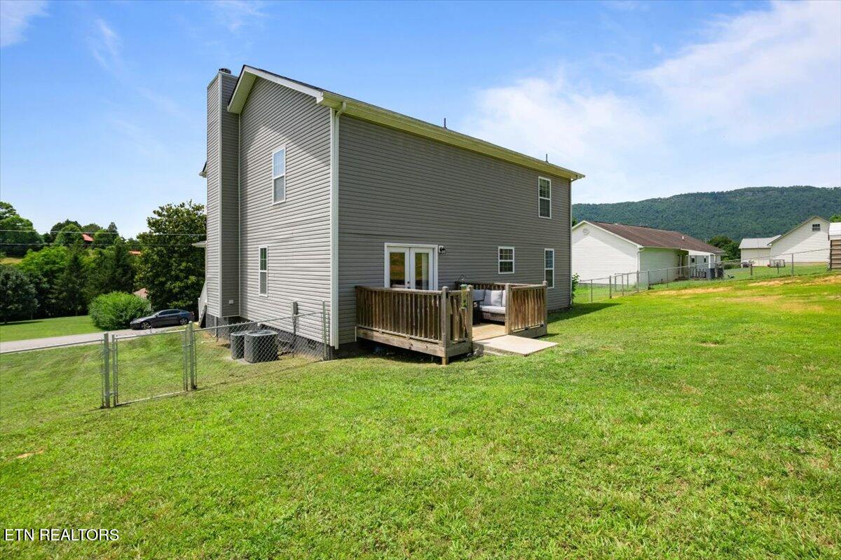 1179 Martin Lane, LaFollette