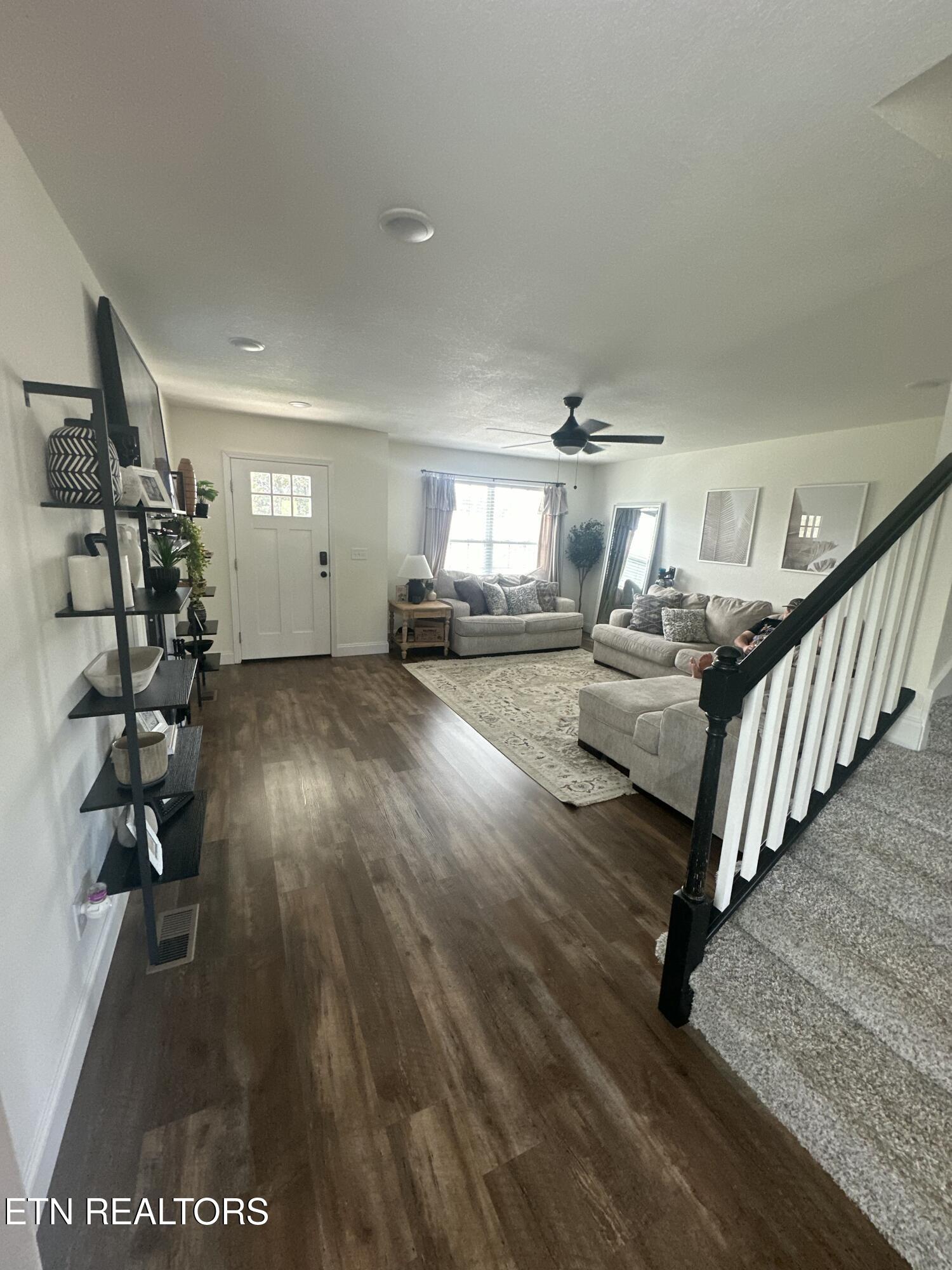 1179 Martin Lane, LaFollette