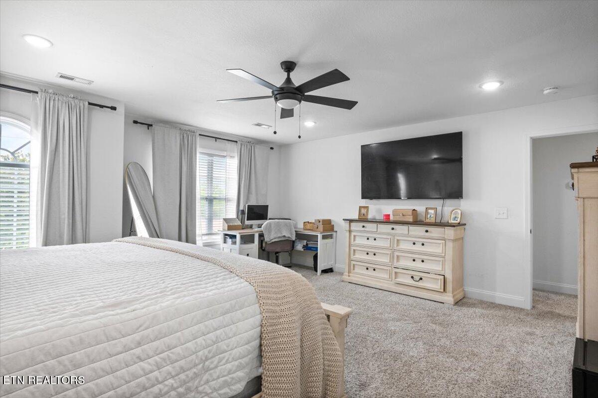 1179 Martin Lane, LaFollette