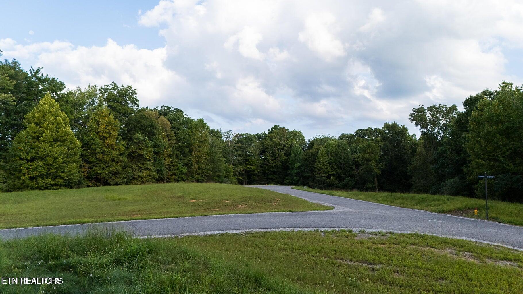 W Poplar Lane, LaFollette