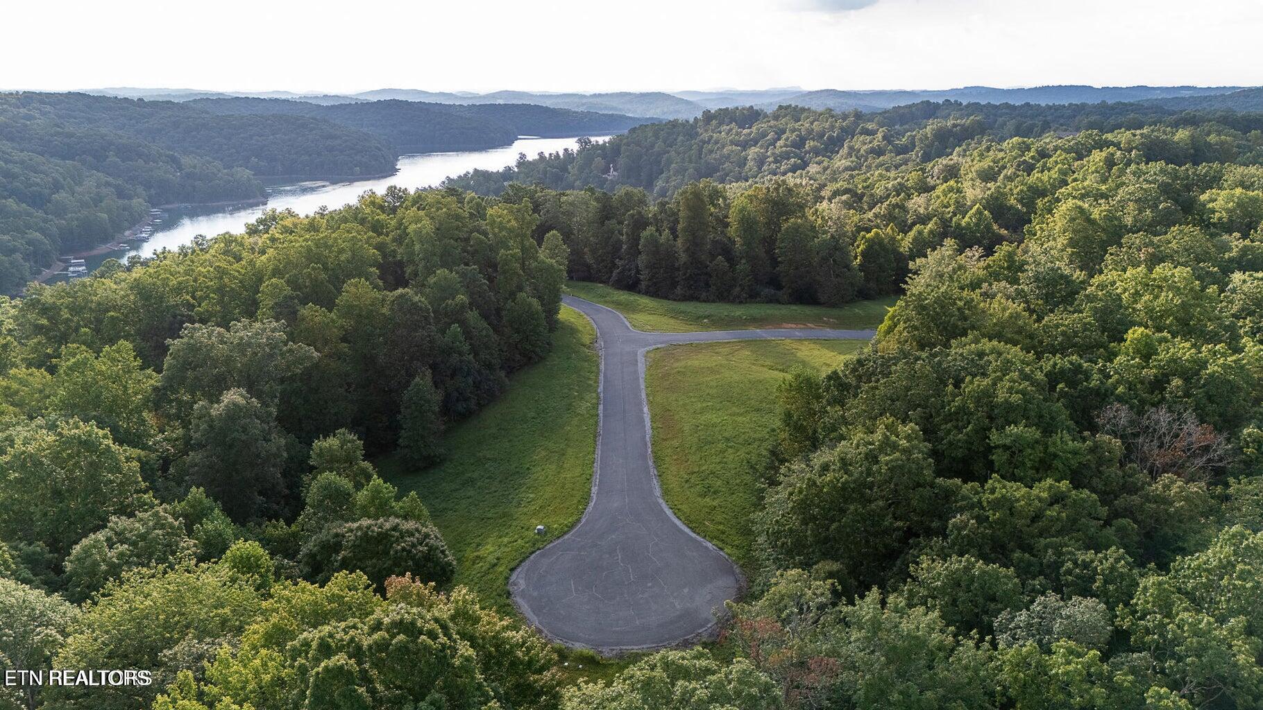 W Poplar Lane, LaFollette