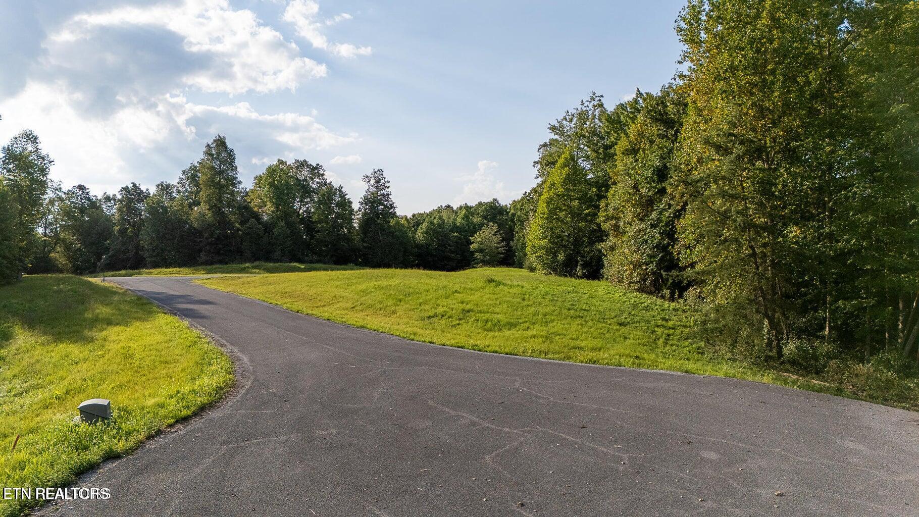 W Poplar Lane, LaFollette