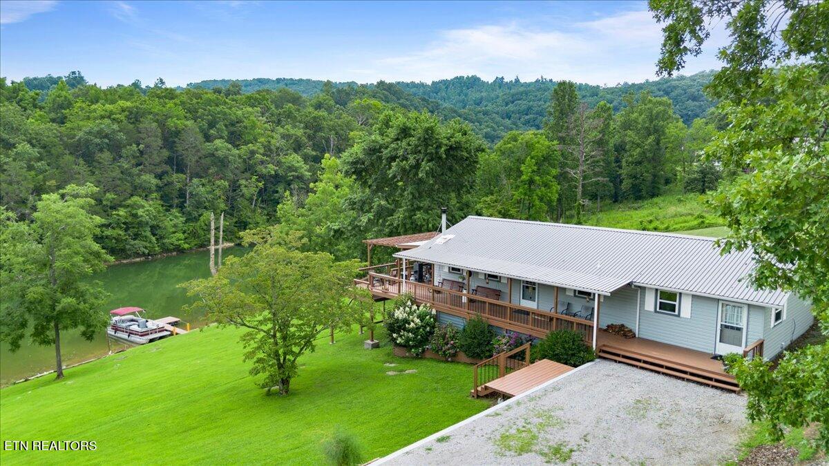203 Wagon Lane