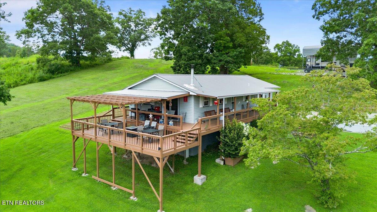 203 Wagon Lane