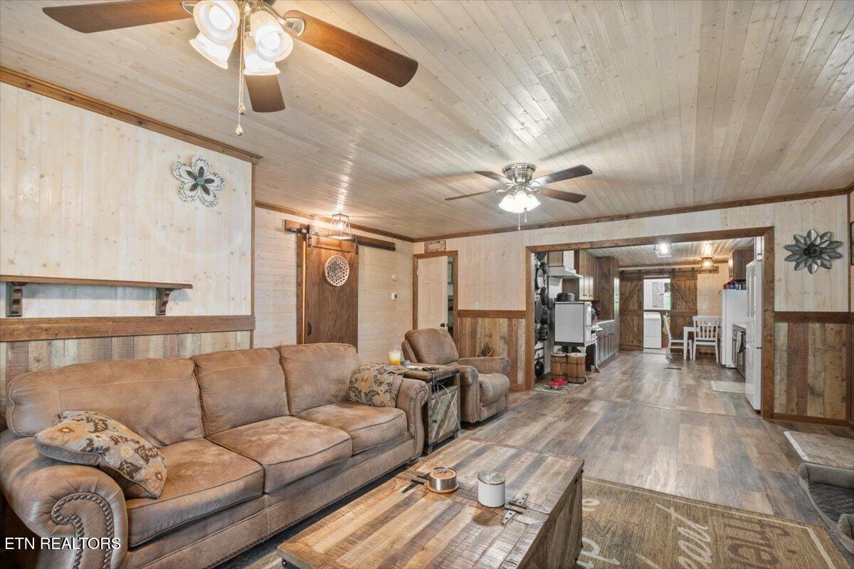 203 Wagon Lane