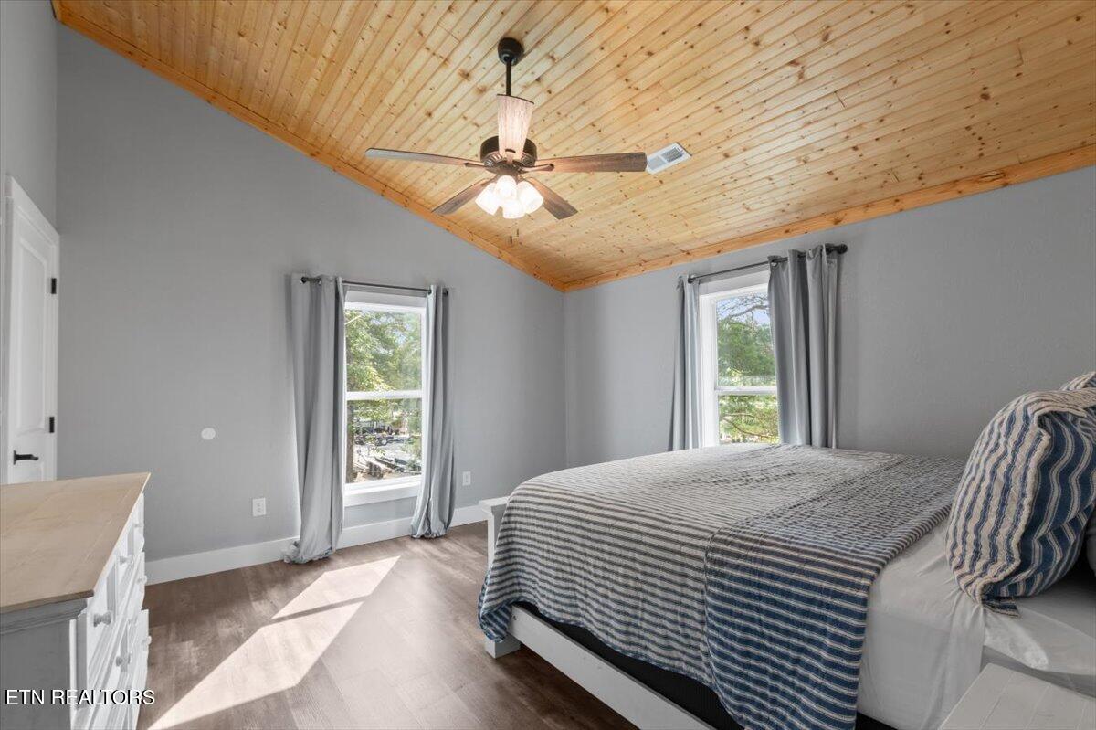 600 Powell Valley Marine Rd, LaFollette