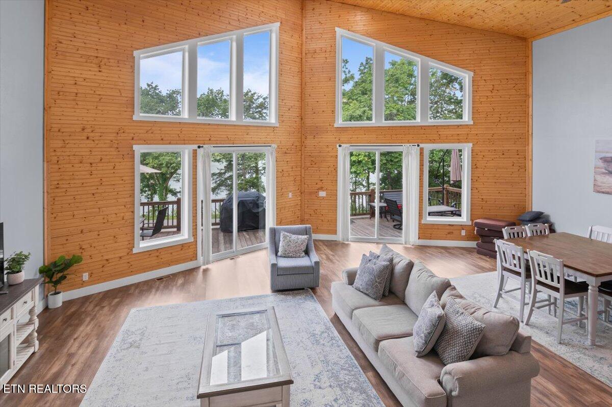 600 Powell Valley Marine Rd, LaFollette