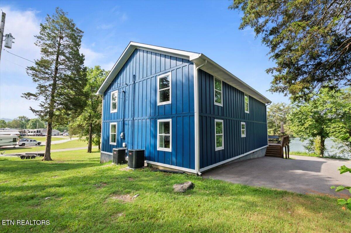 600 Powell Valley Marine Rd, LaFollette