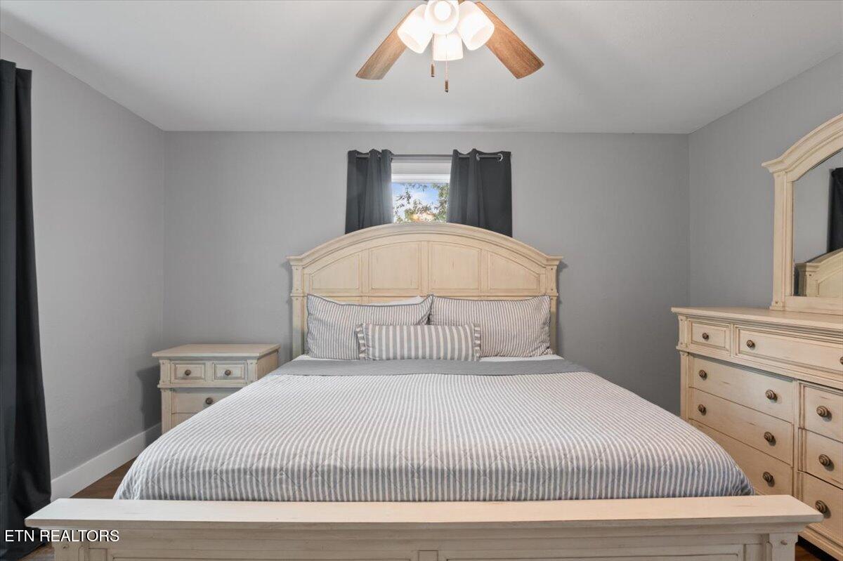 600 Powell Valley Marine Rd, LaFollette
