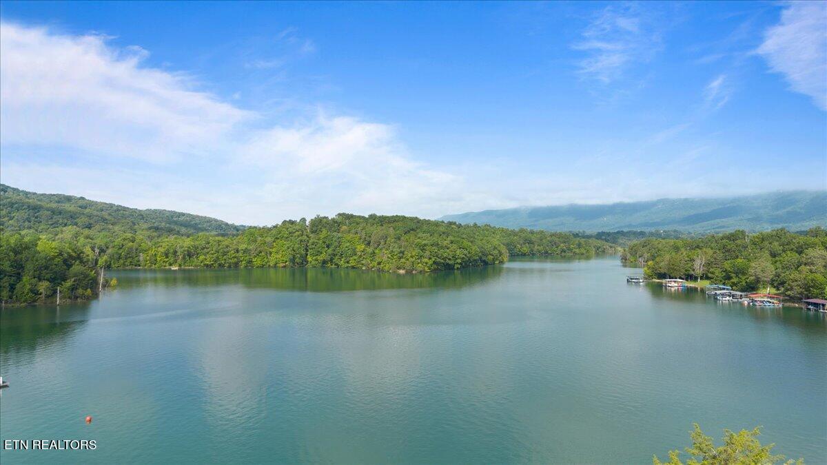 600 Powell Valley Marine Rd, LaFollette