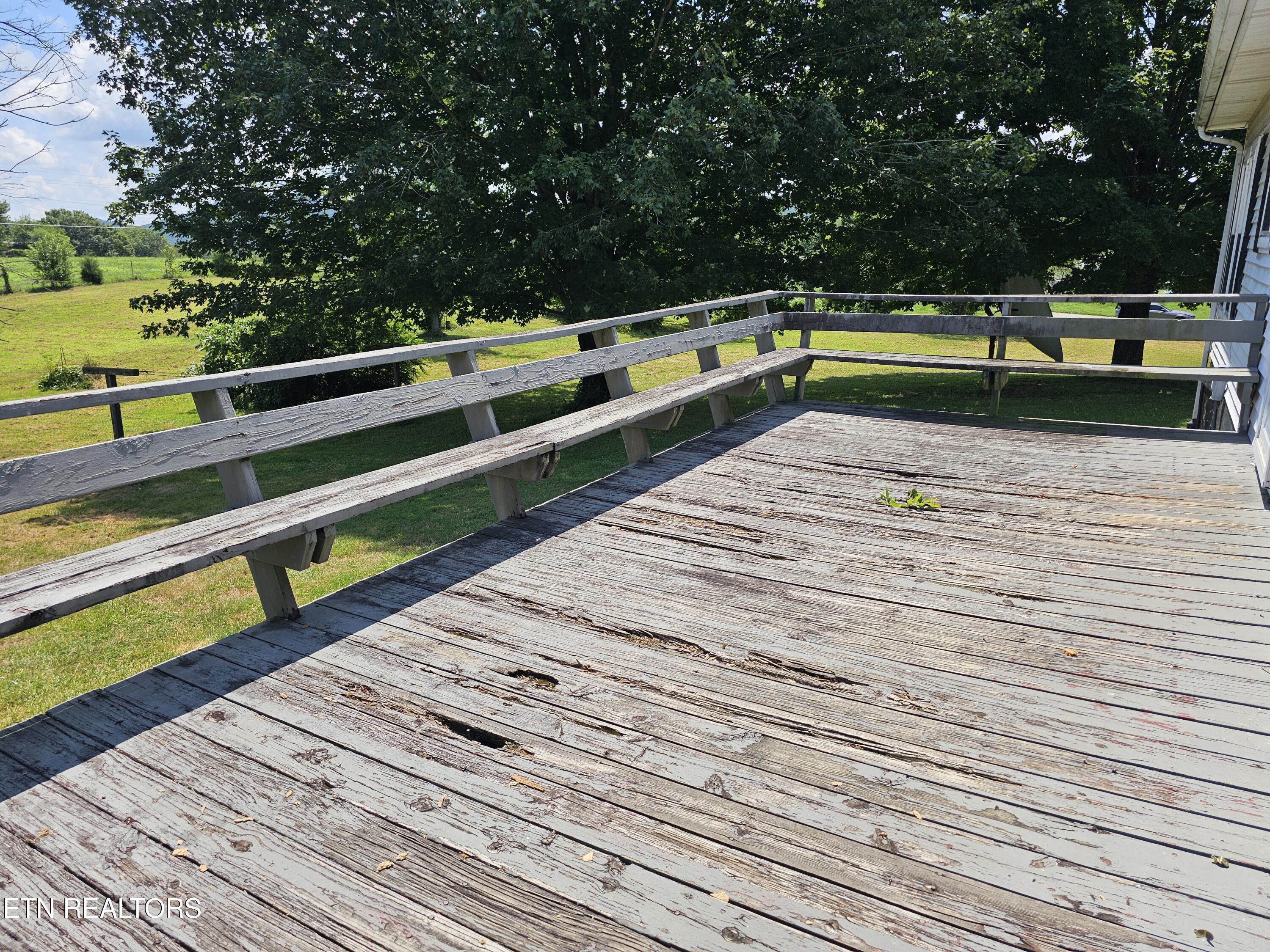 120 Sagefield Drive, LaFollette