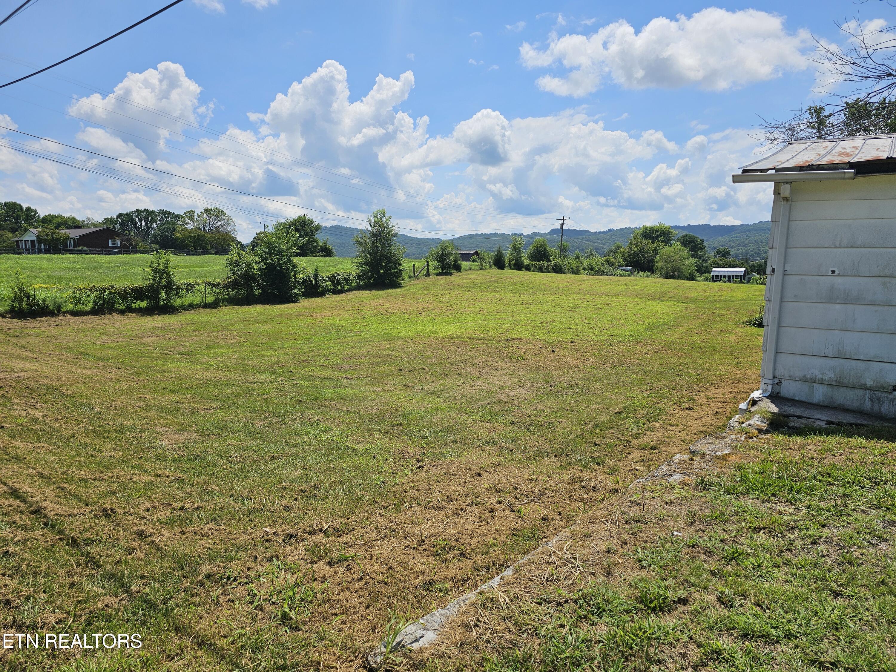 120 Sagefield Drive, LaFollette