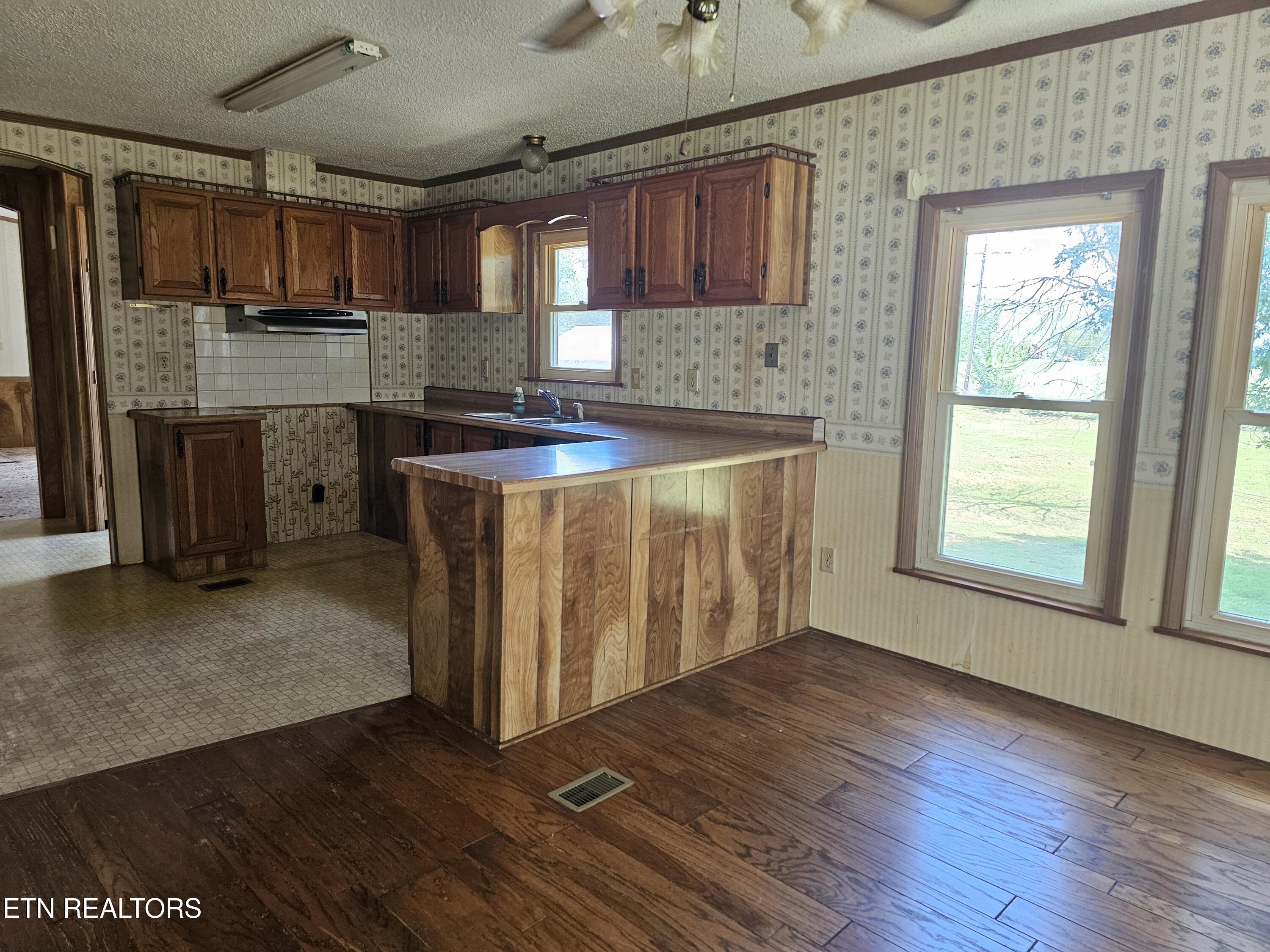 120 Sagefield Drive, LaFollette