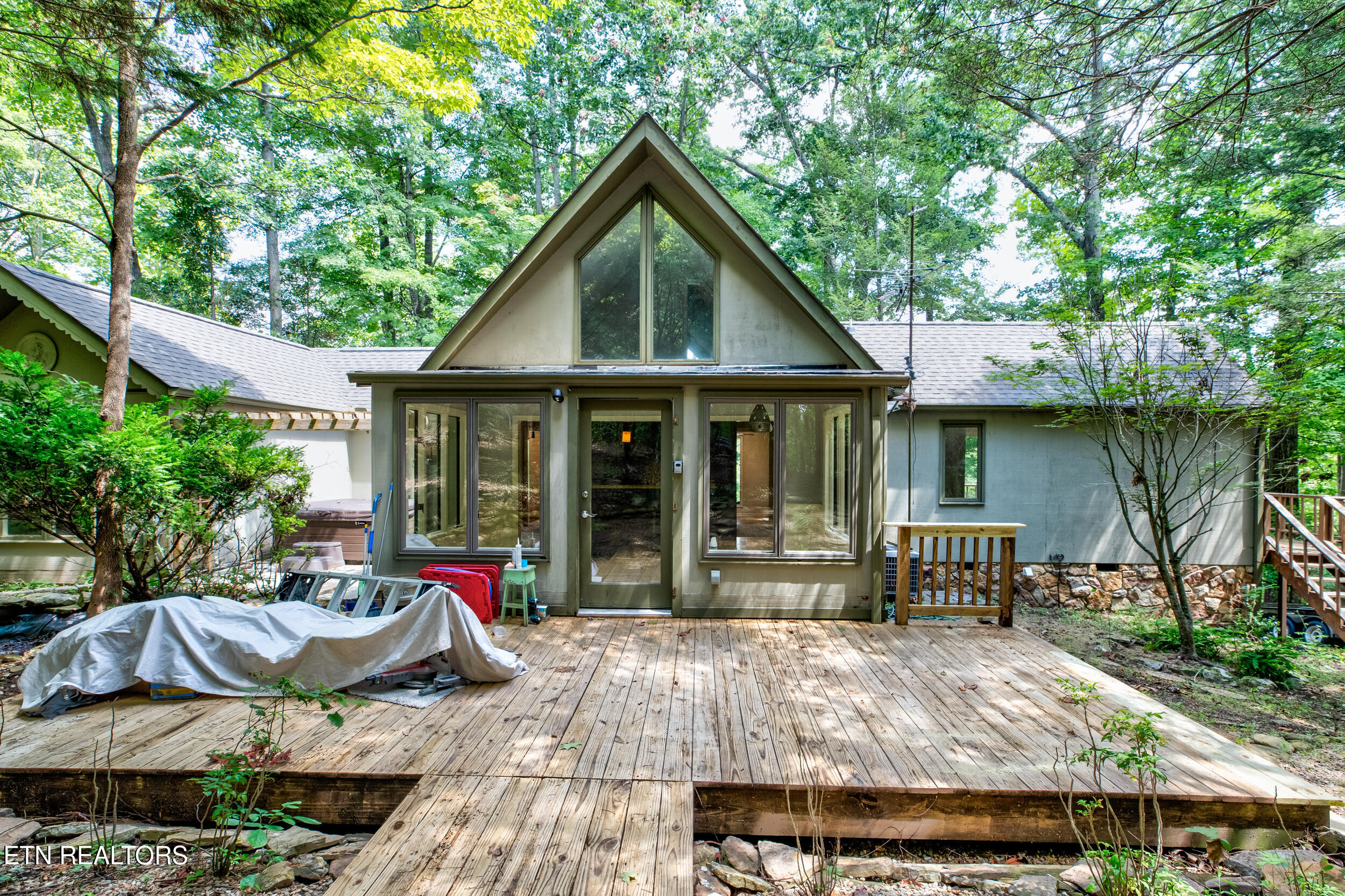 288 S S. SHOREWOOD LN Drive