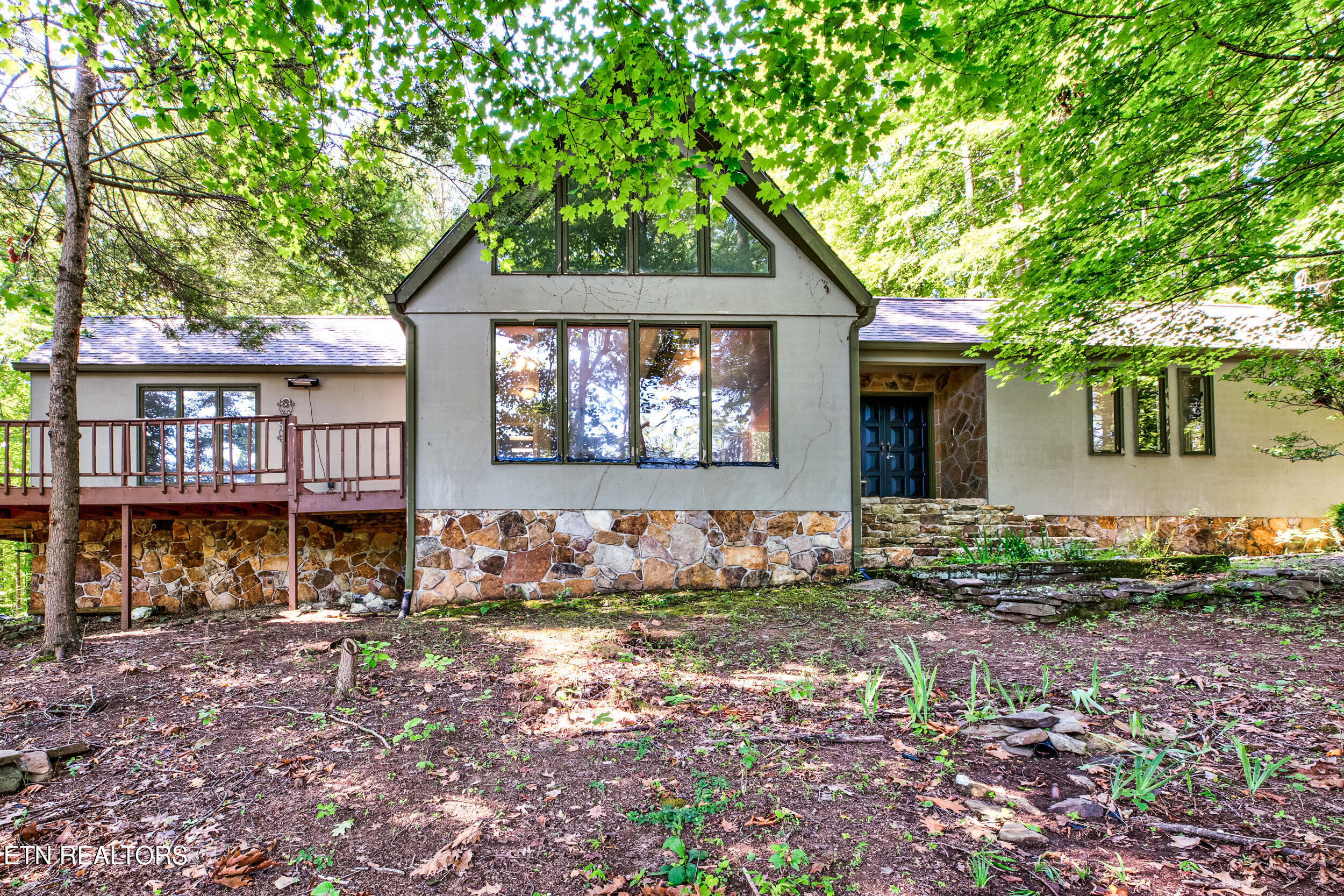 288 S S. SHOREWOOD LN Drive