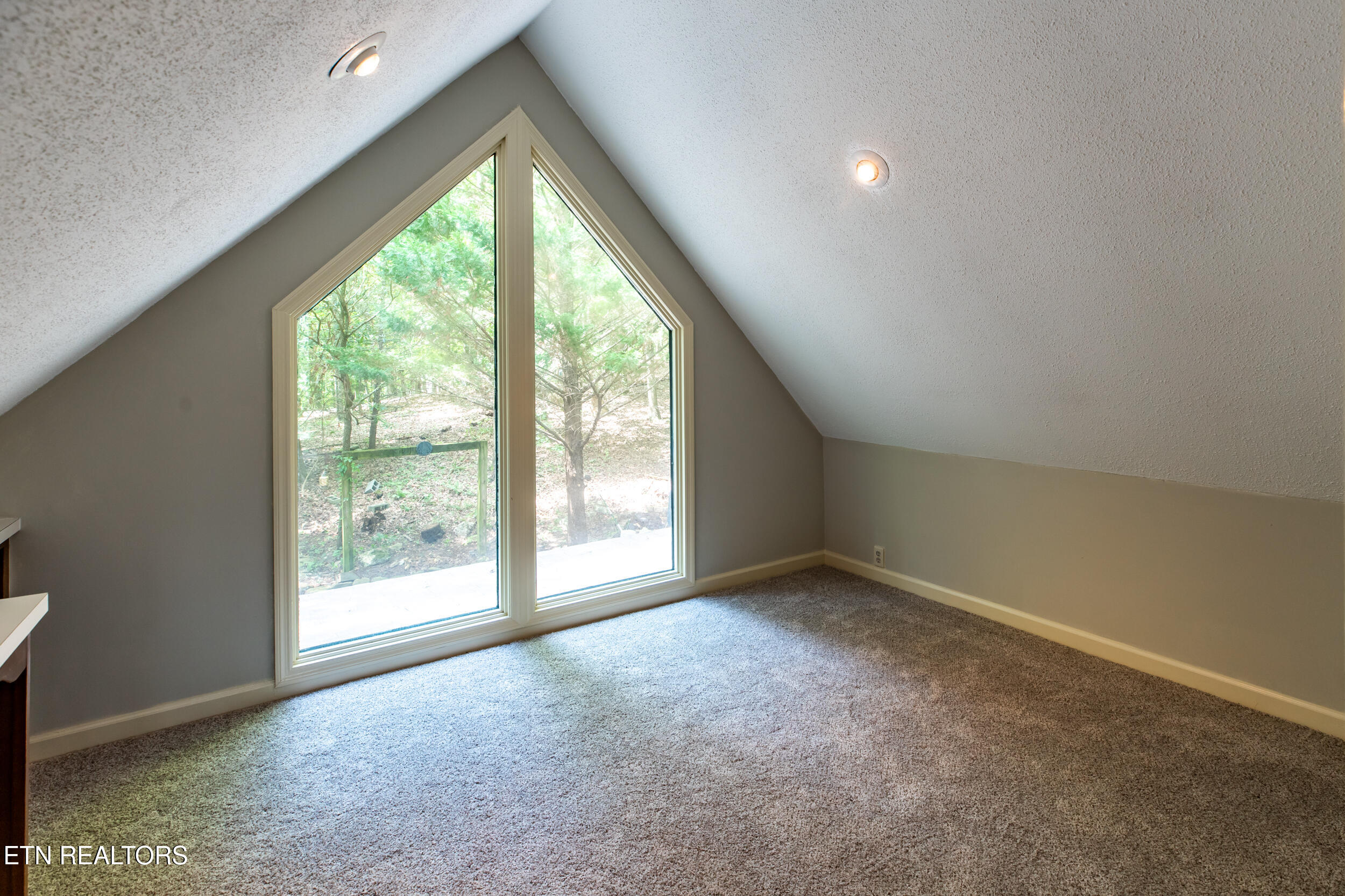 288 S S. SHOREWOOD LN Drive