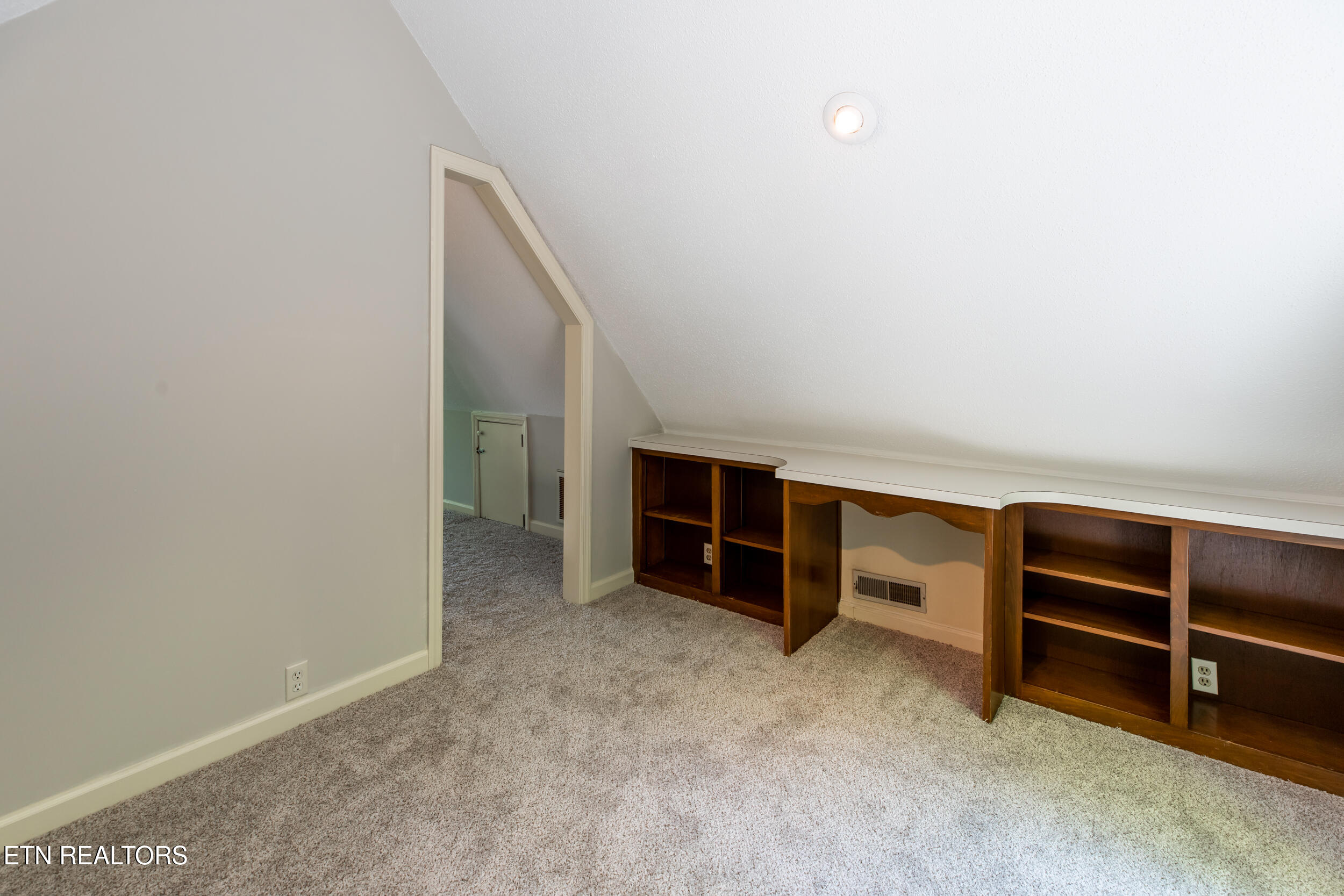 288 S S. SHOREWOOD LN Drive