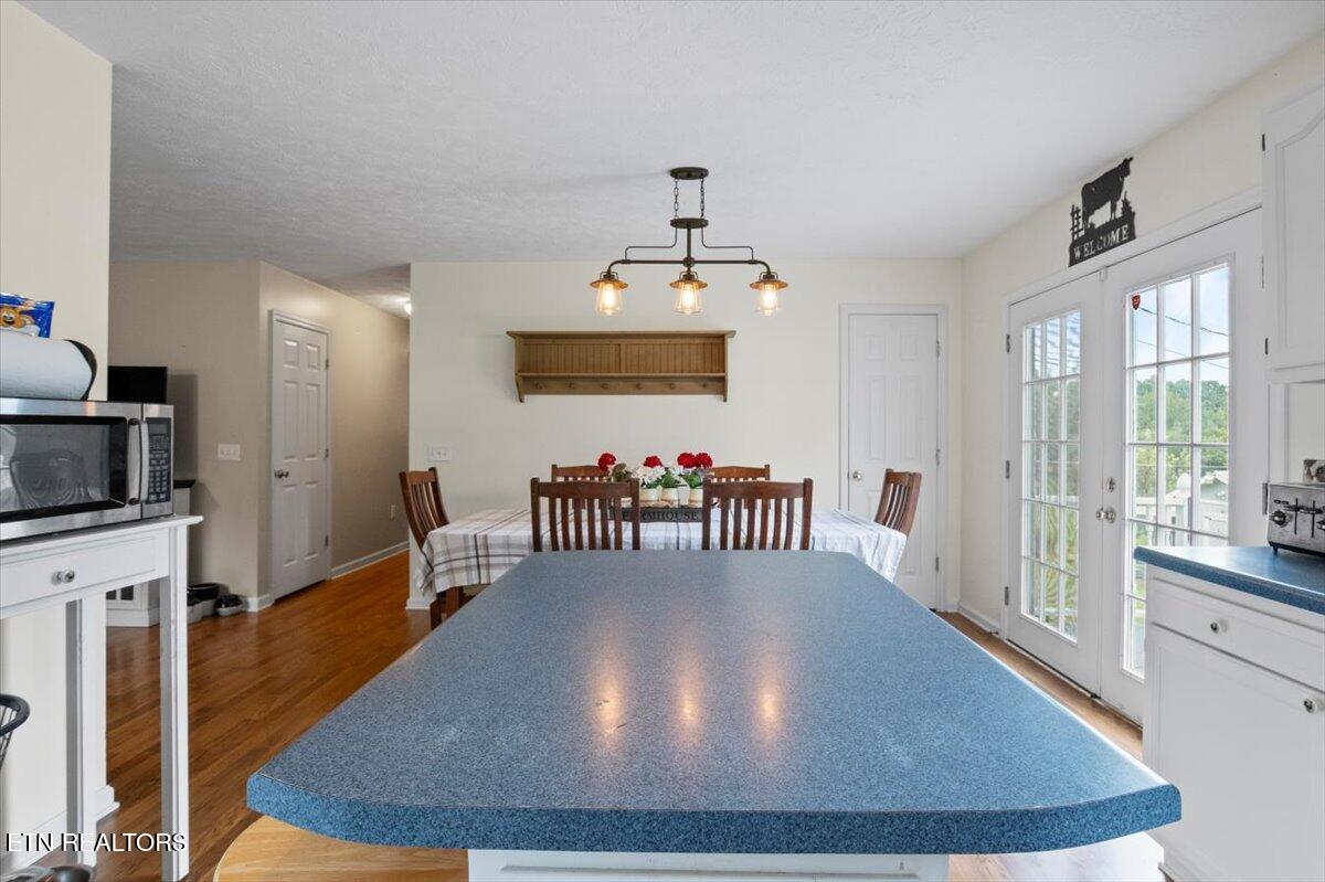 286 Lewis White Lane, LaFollette
